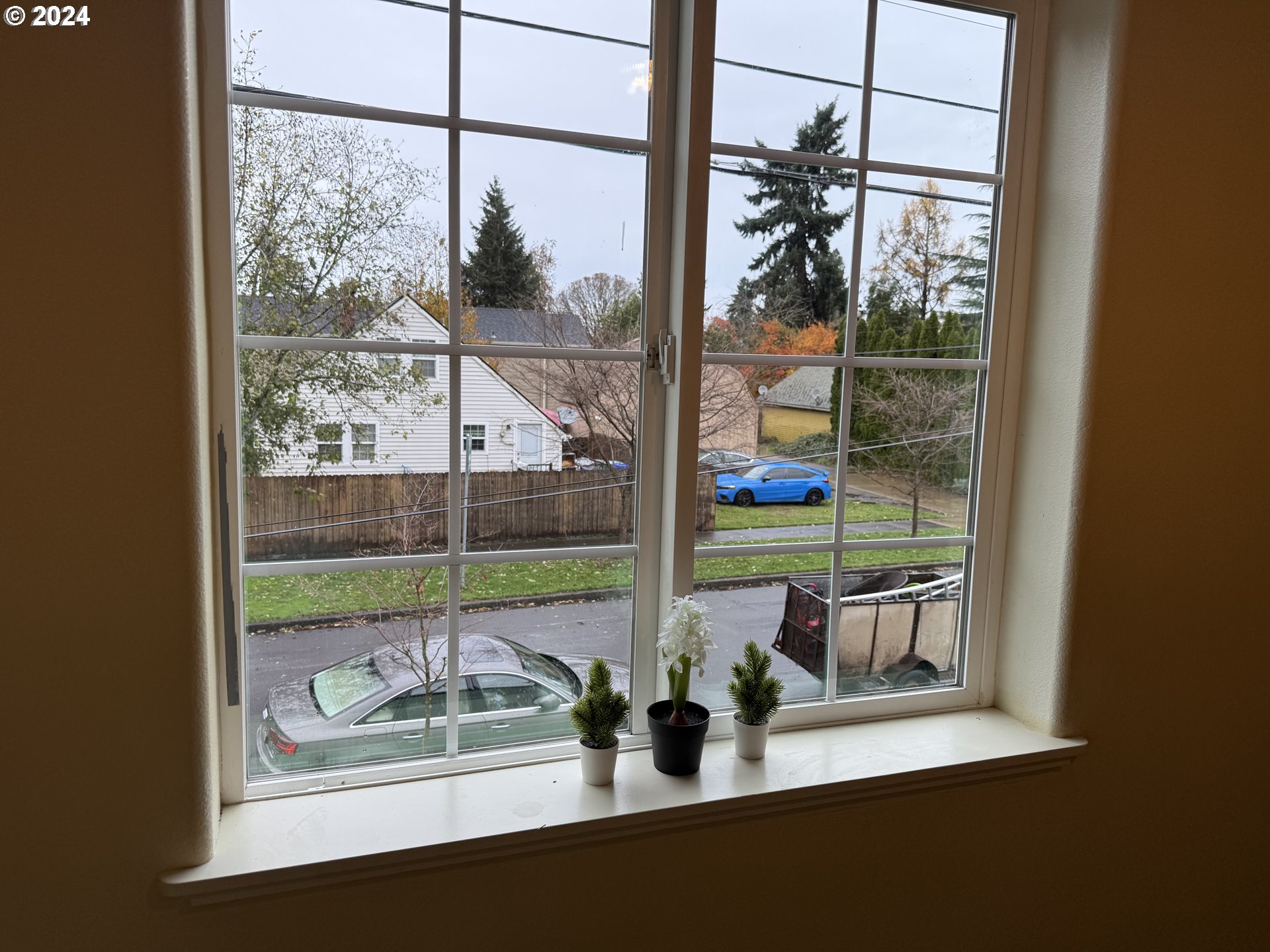 9845 N LOMBARD ST, Portland, OR, 97203