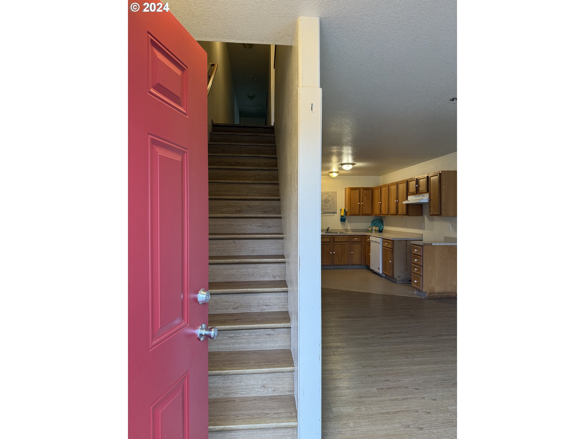 9845 N LOMBARD ST, Portland, OR, 97203