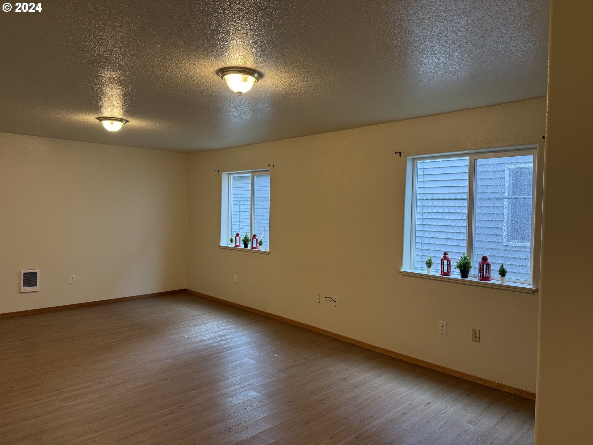 9845 N LOMBARD ST, Portland, OR, 97203