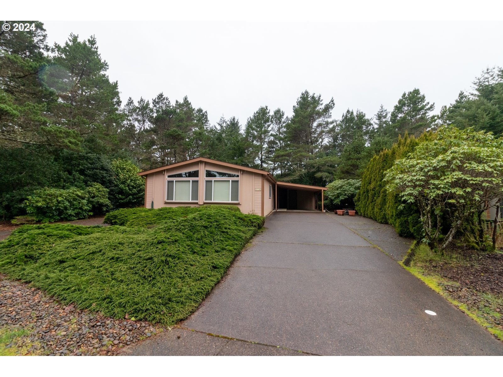 1601 RHODODENDRON DR 514, Florence, OR 