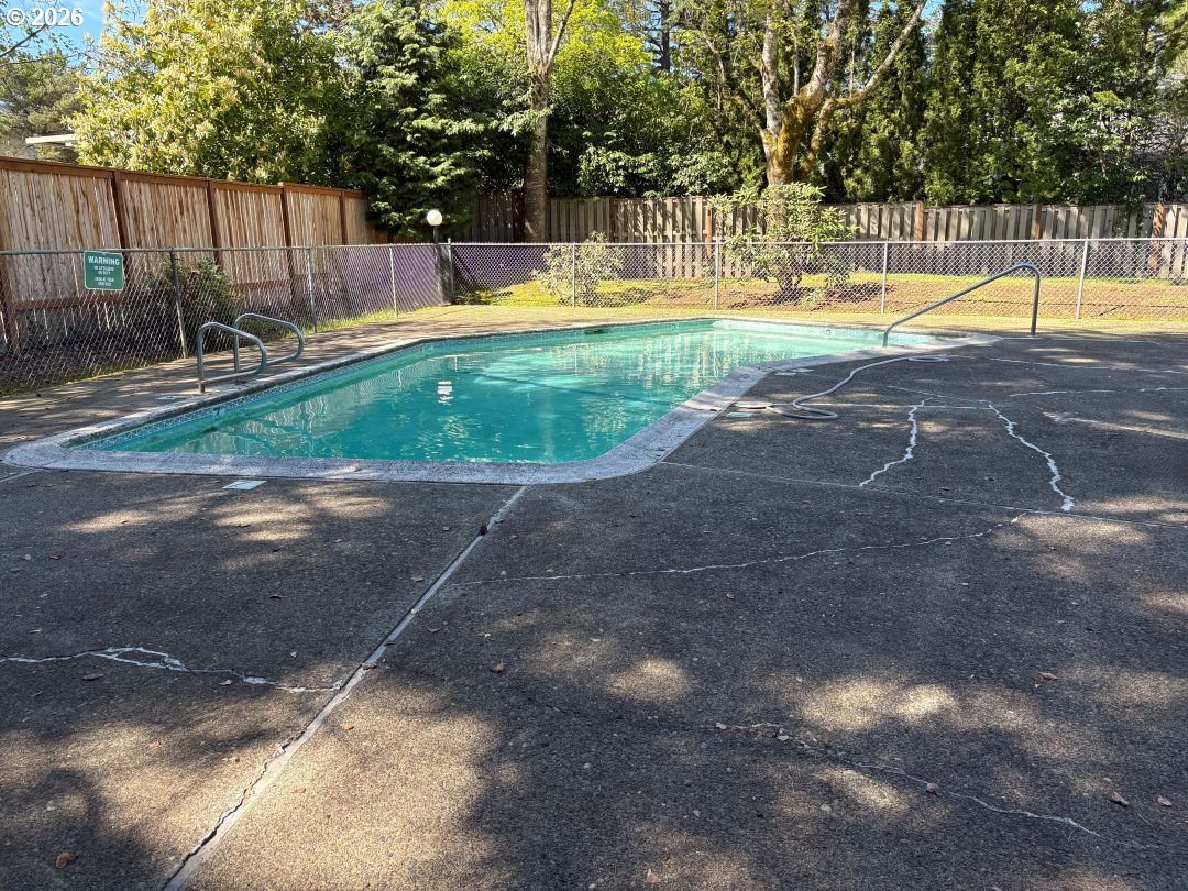 Photo #15: 242041806 Listing: Photo #15