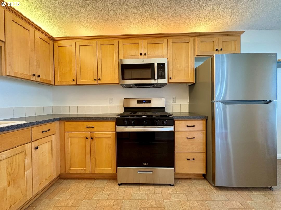 5590 SW MURRAY BLVD, Beaverton, OR, 97005