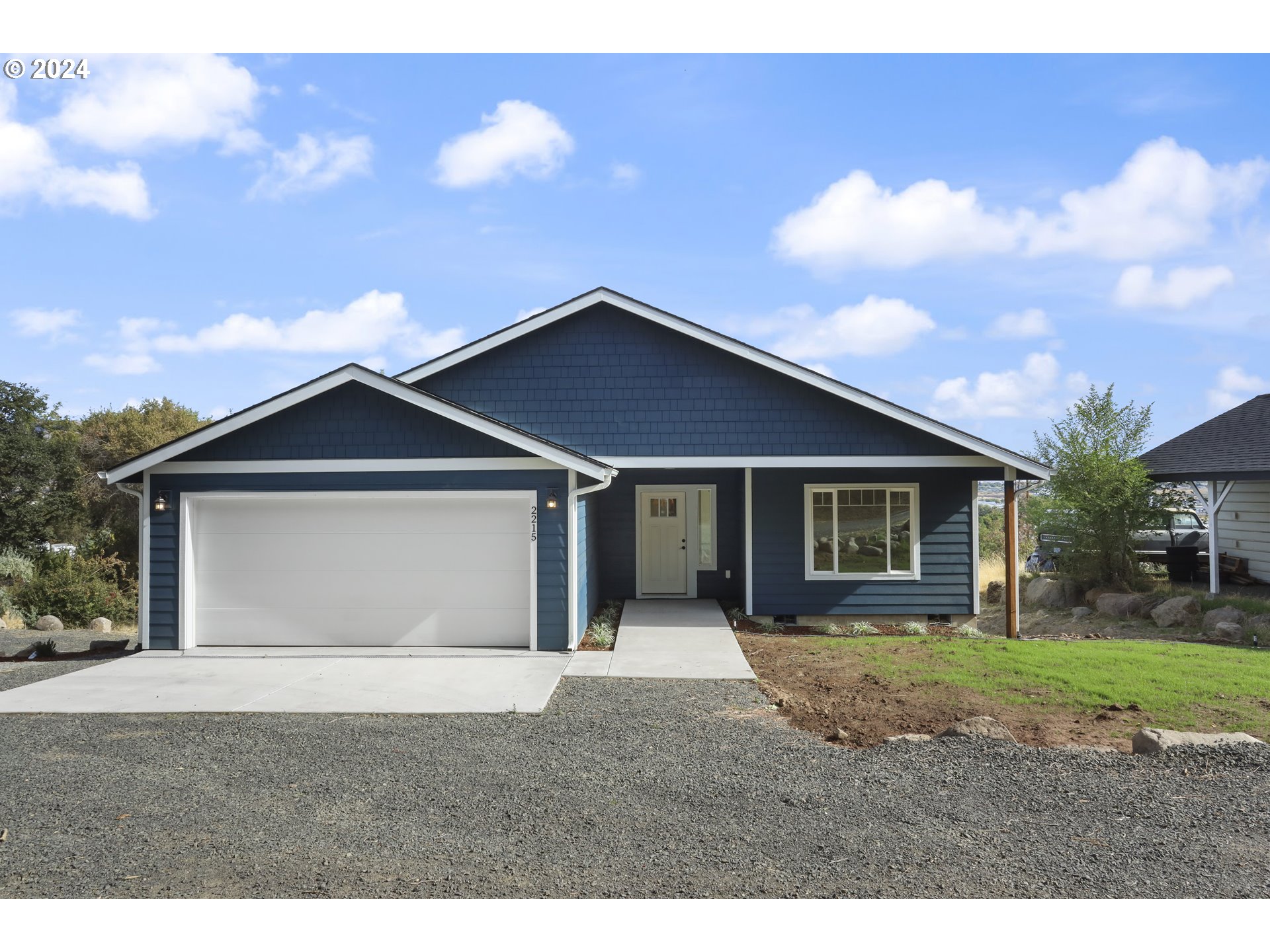 Photo of 2215 13TH ST The Dalles OR 97058