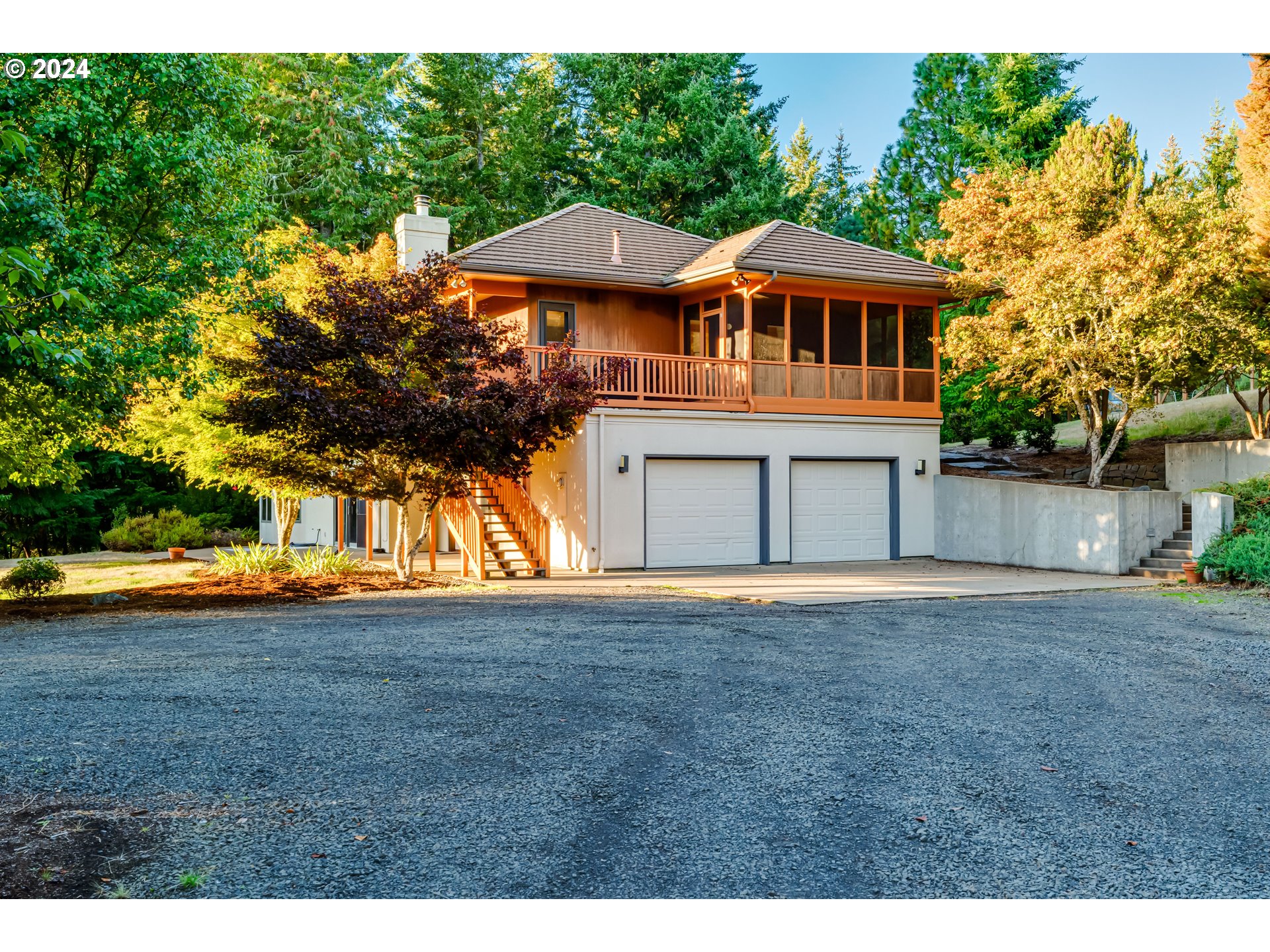 Photo of 27717 BRIGGS HILL RD Eugene OR 97405