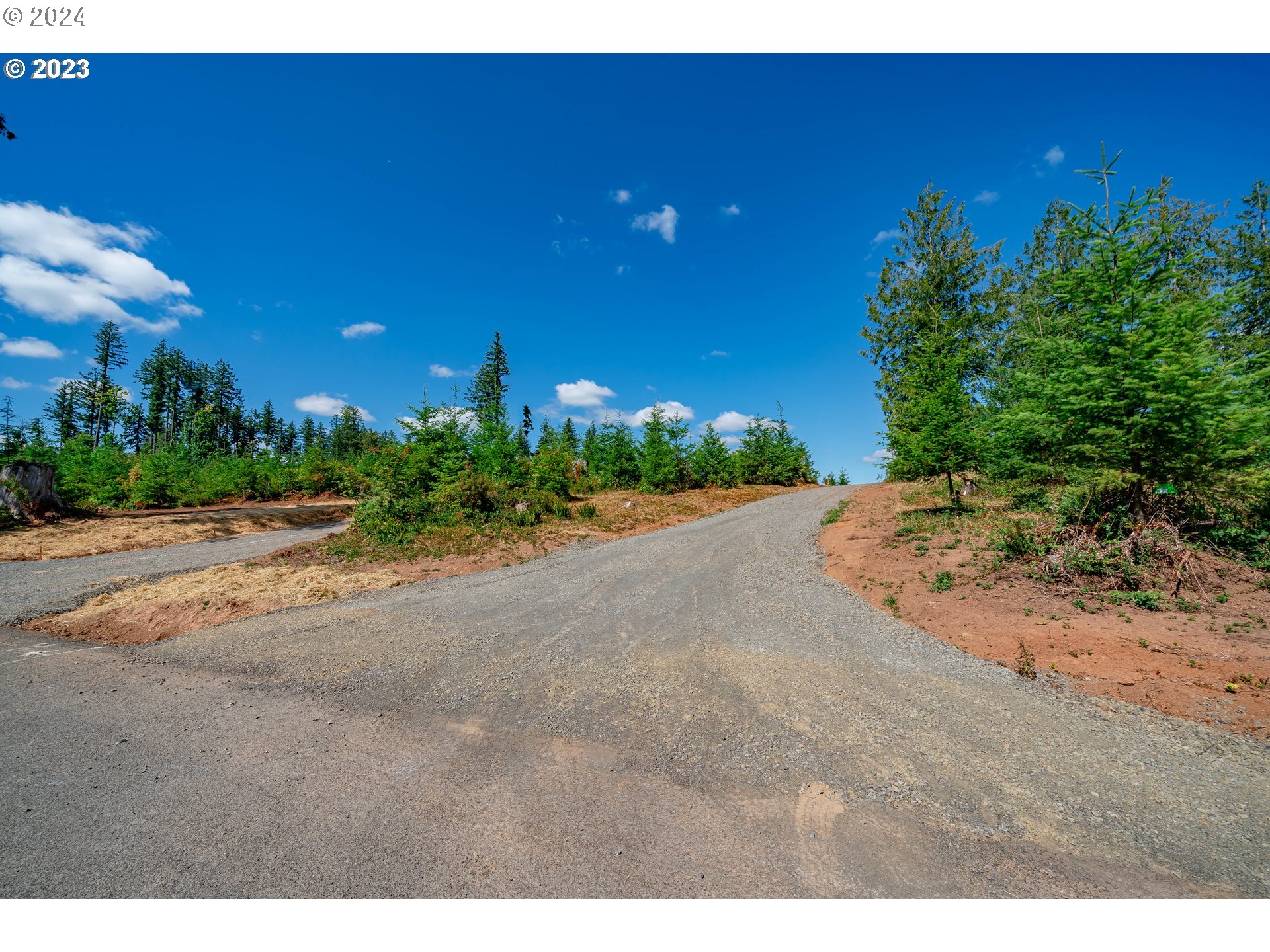  Silver Lake Rd #5, Castle Rock, WA 98611