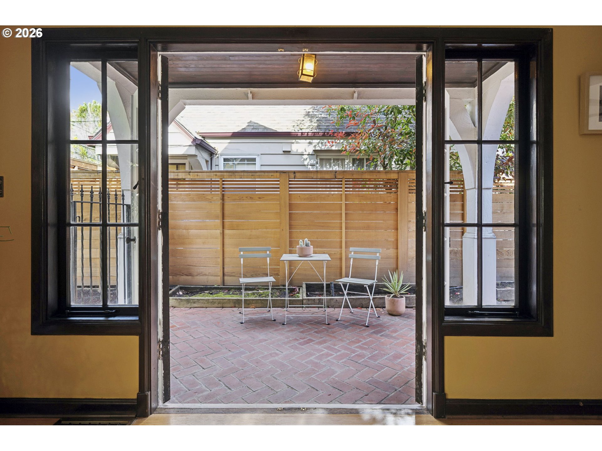 2536 SE MARKET ST, Portland, OR, 97214