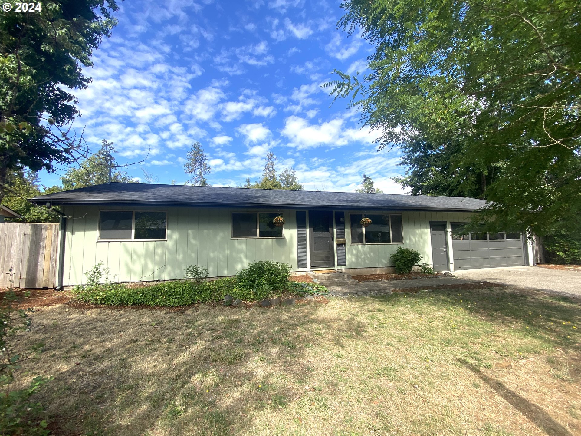 Photo of 4850 CENTER WAY Eugene OR 97405