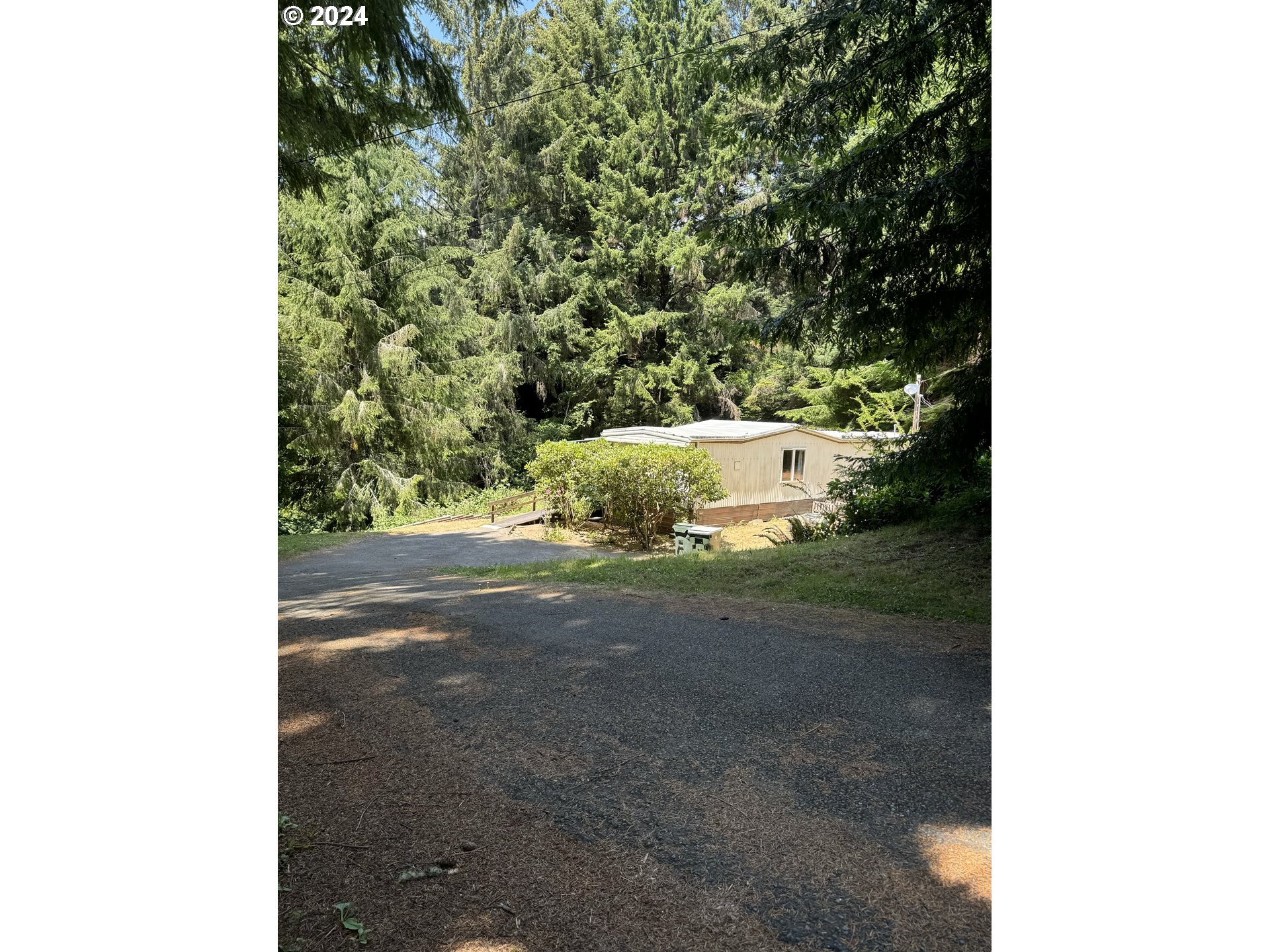 Photo of 92553 CASCADE LN Coos Bay OR 97420