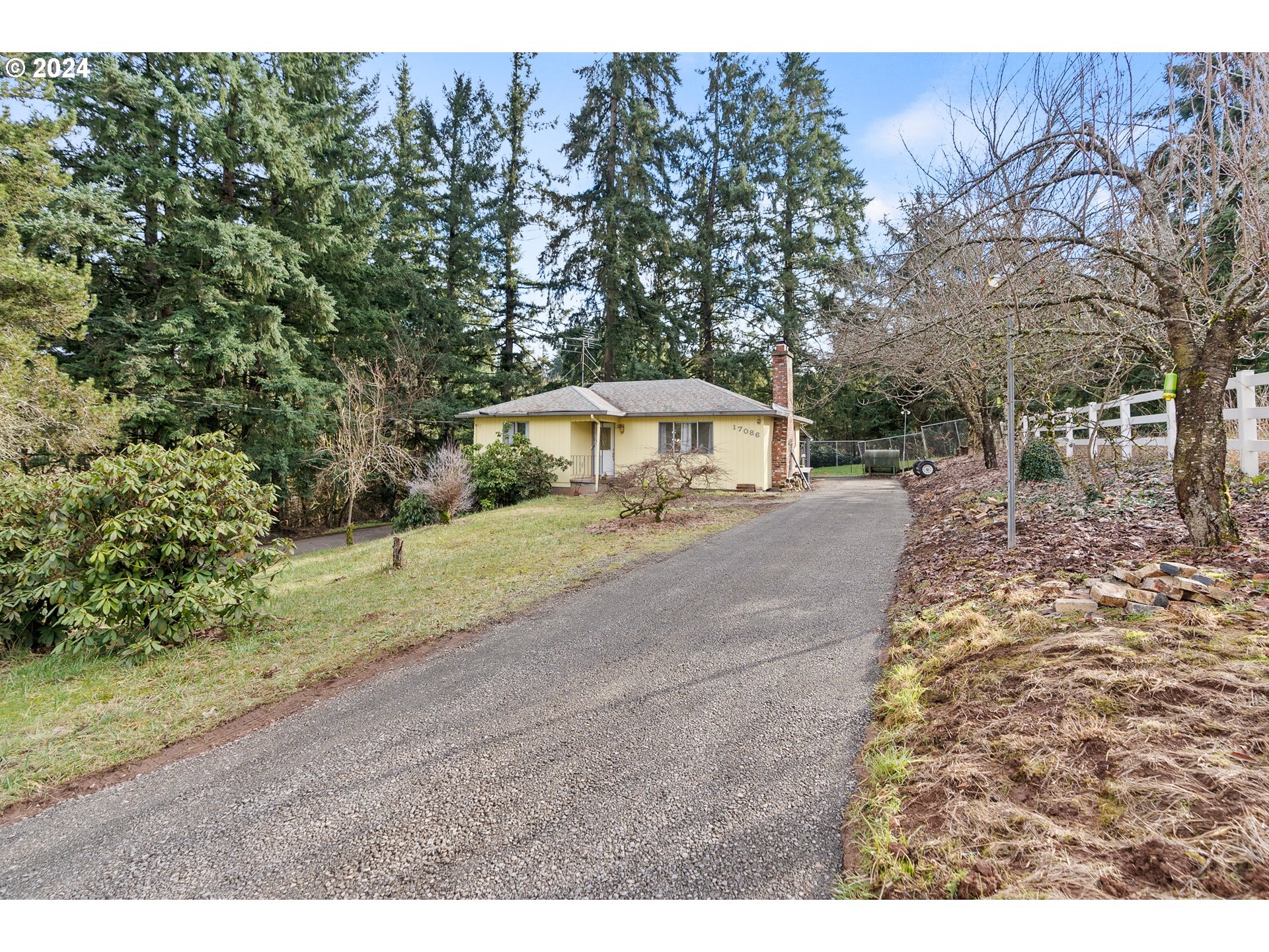 17086 S GRONLUND RD, Oregon City, OR 