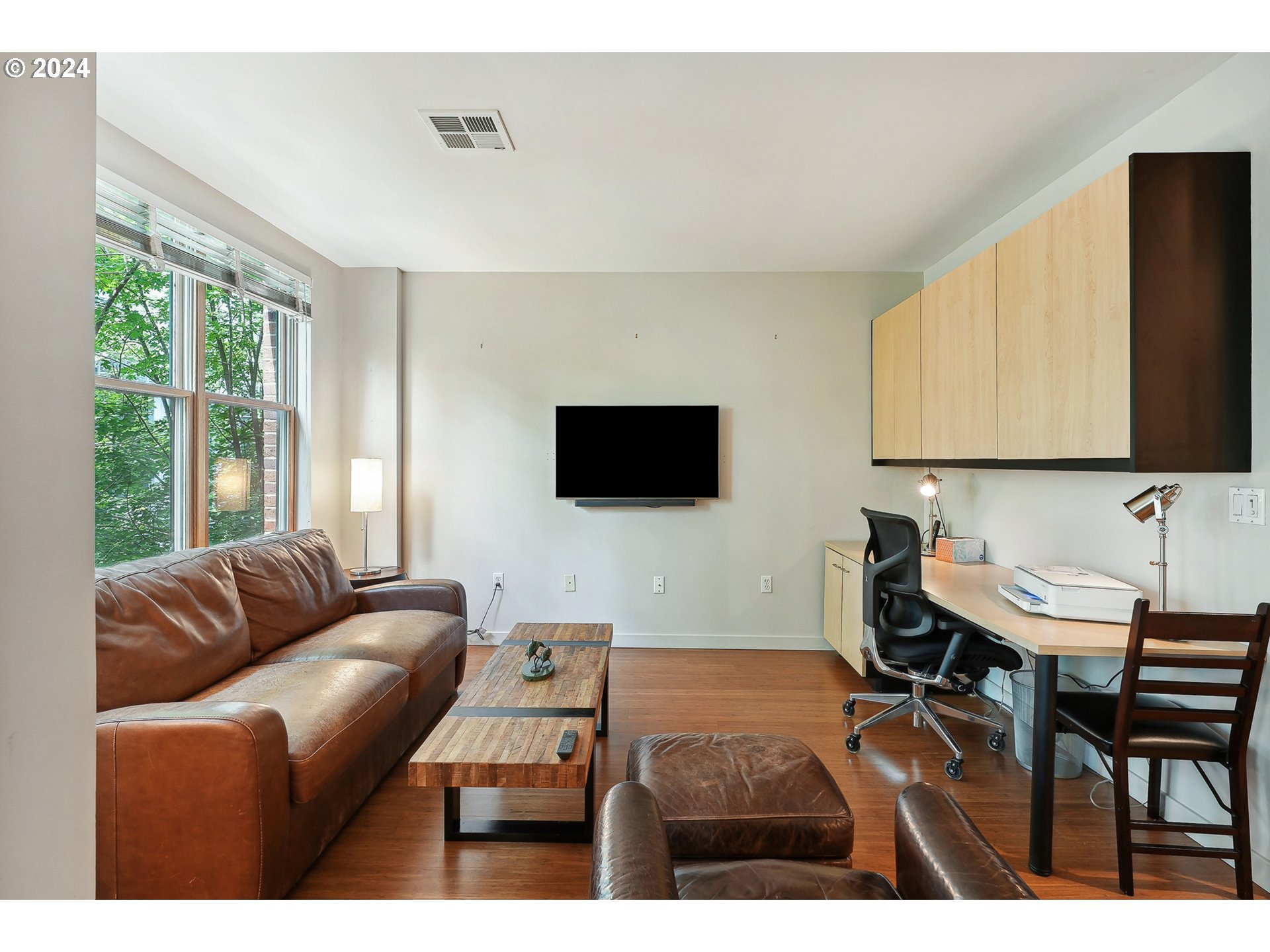 Photo #4: 24224939 Listing 