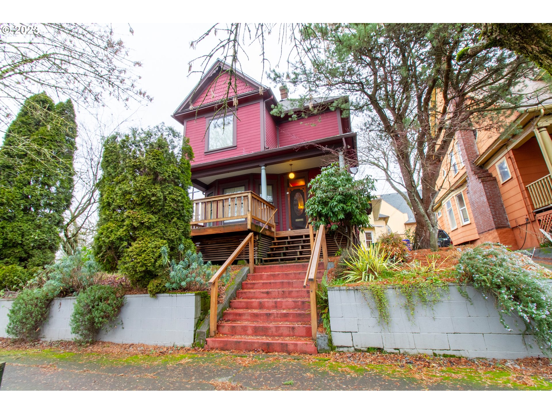 Photo of 111 MONROE ST Portland OR 97227