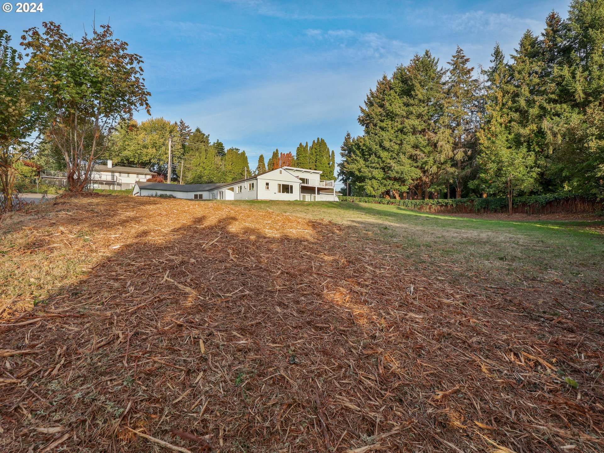 8417 NW Fruit Valley Rd, Vancouver, WA 98665