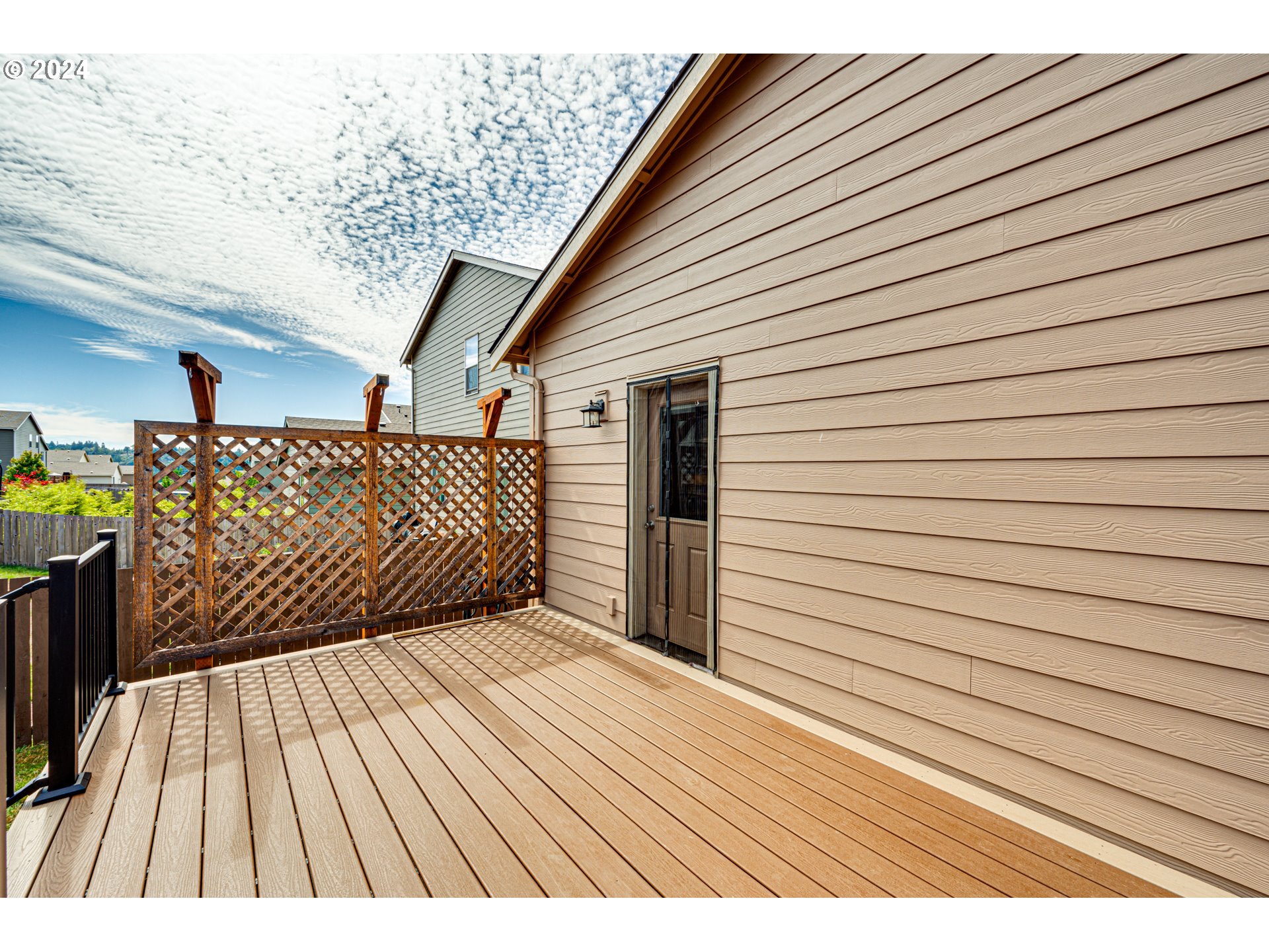 1419 W 16th Cir, La Center, WA 98629