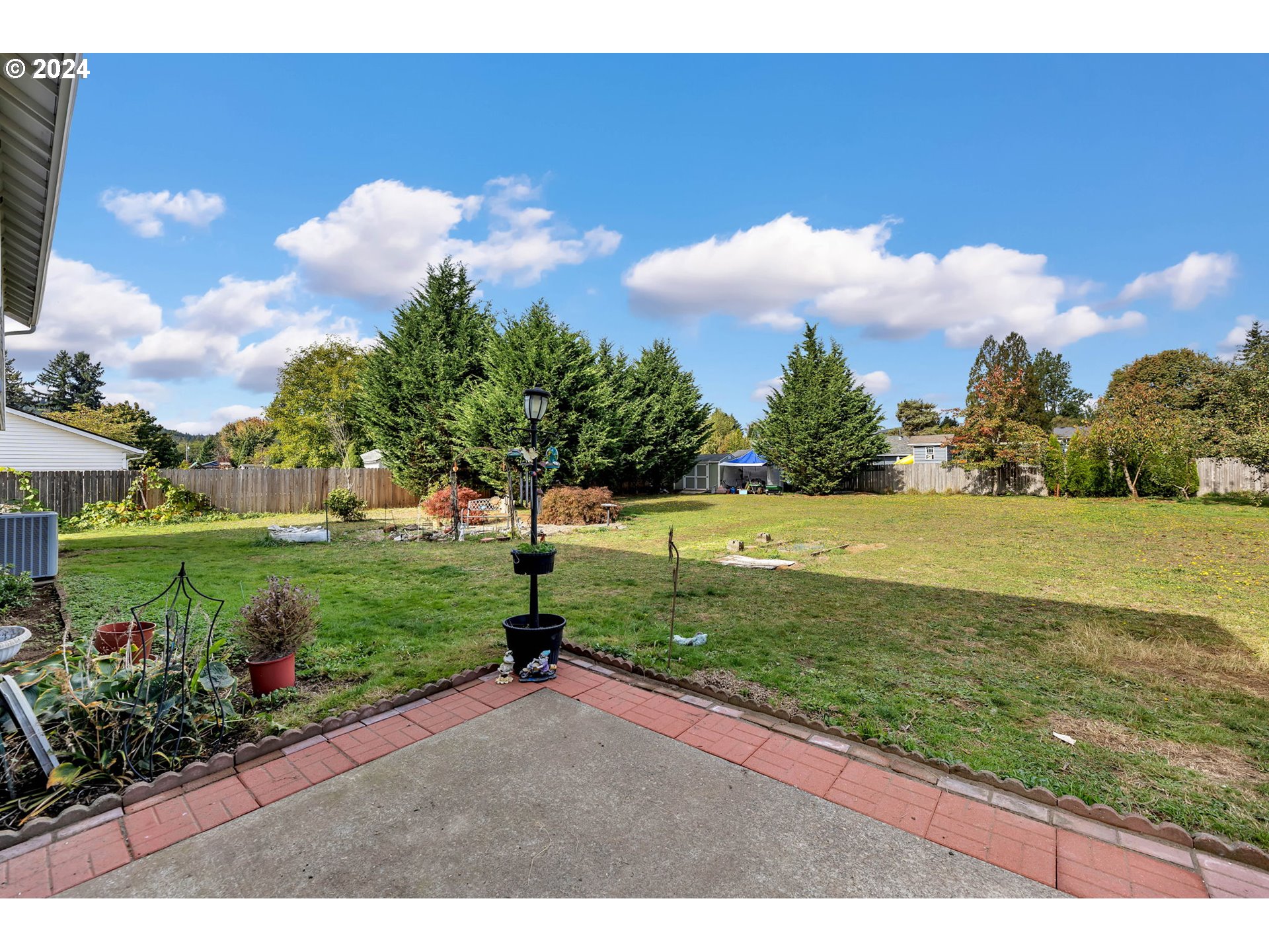 408 E Wilson St, Yacolt, WA 98675