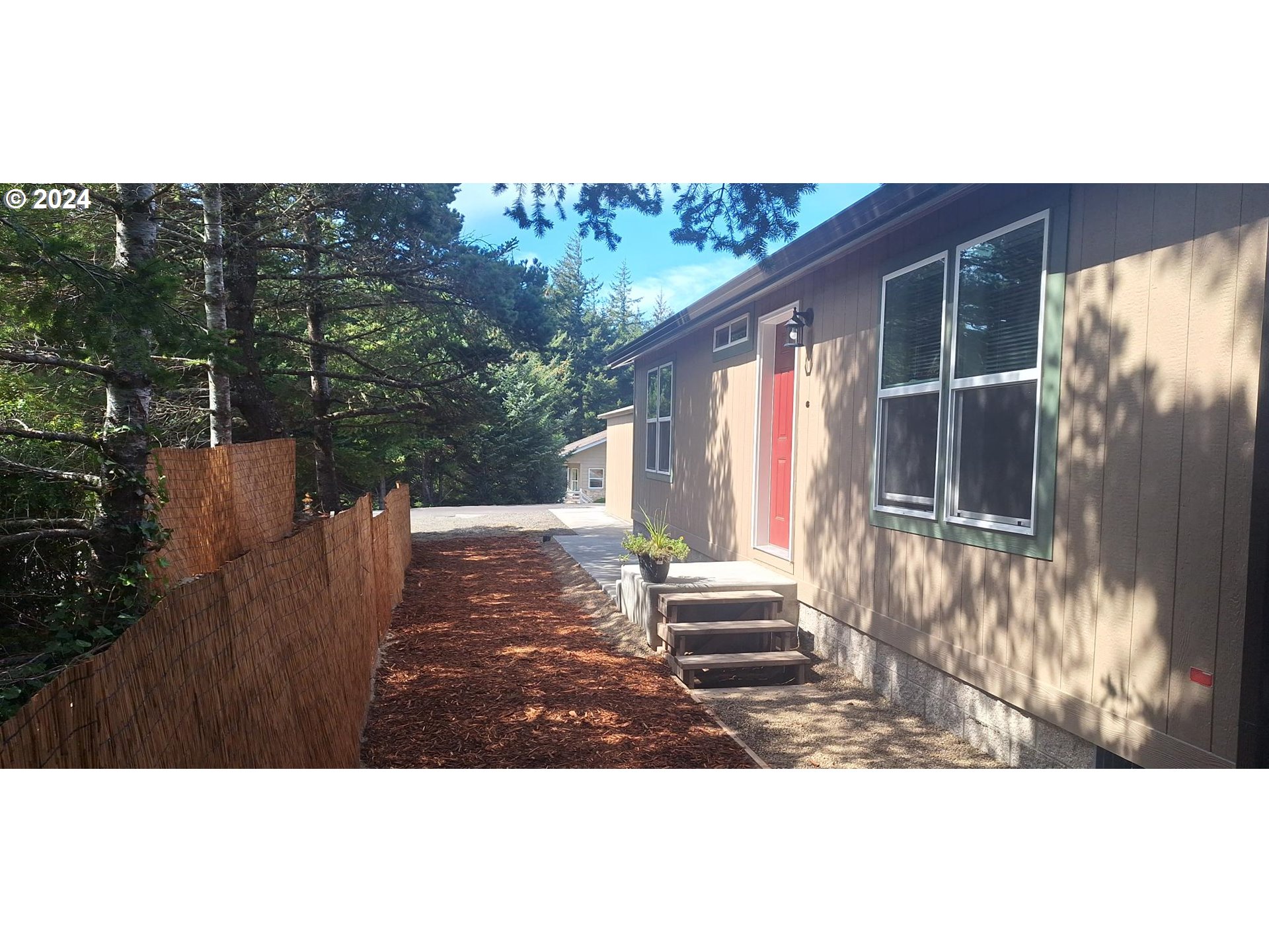 Photo of 1170 XYLO ST Florence OR 97439