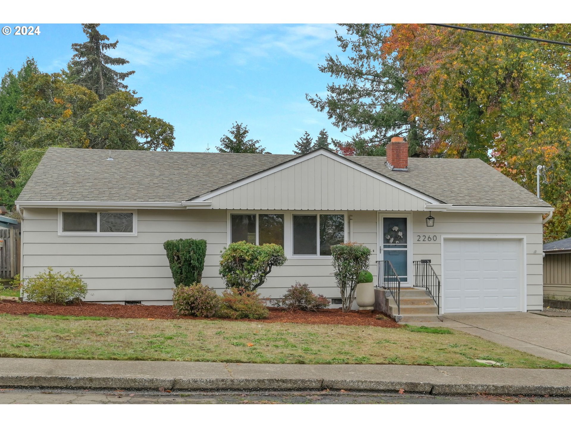 Photo of 2260 GARFIELD ST Eugene OR 97405