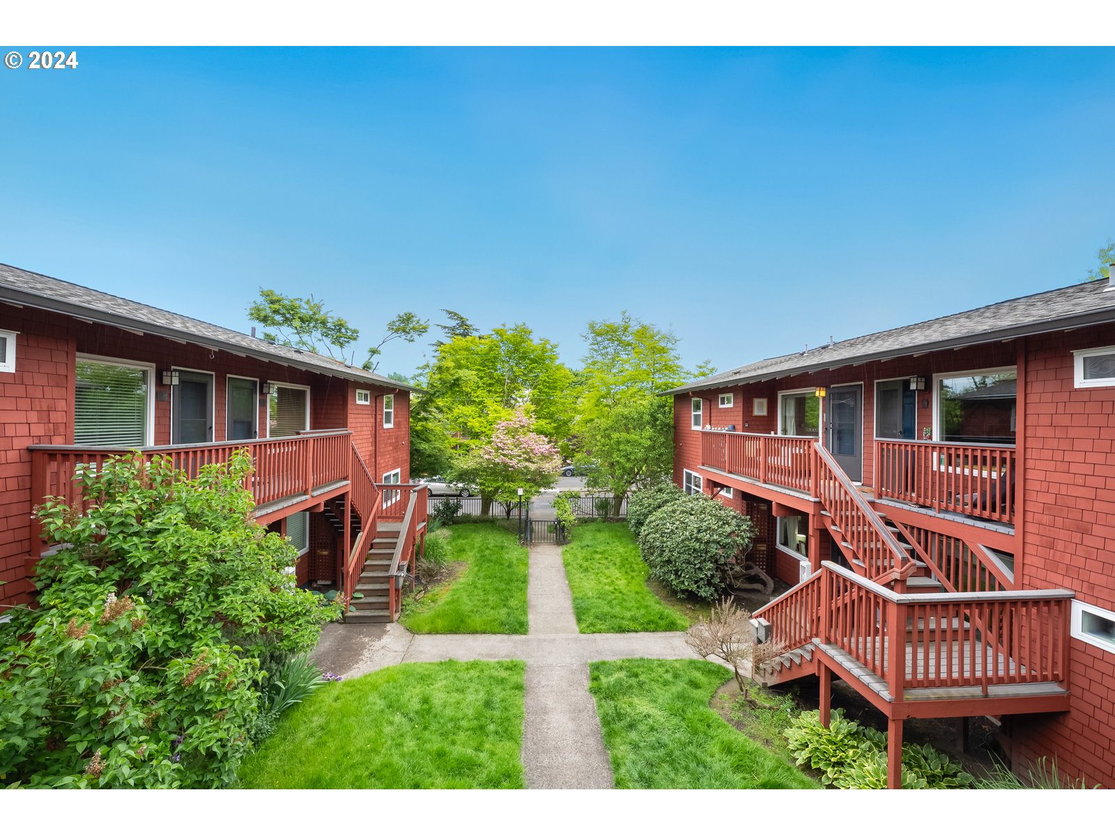 Photo #4: 24240862 Listing 