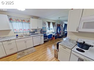 613 IRVING DR, Myrtle Creek, OR, 97457