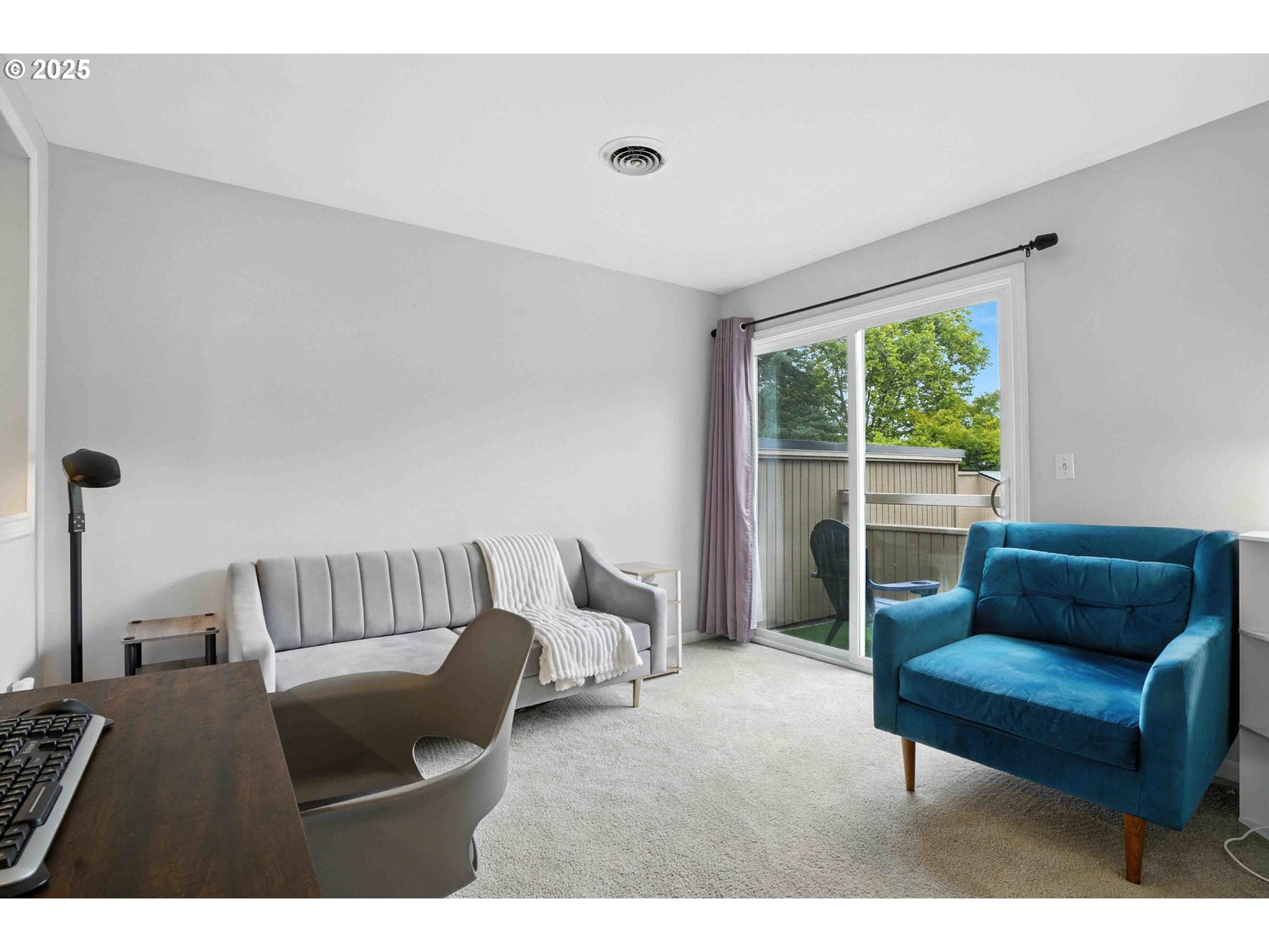 Photo #17: 242518978 Listing: Photo #17