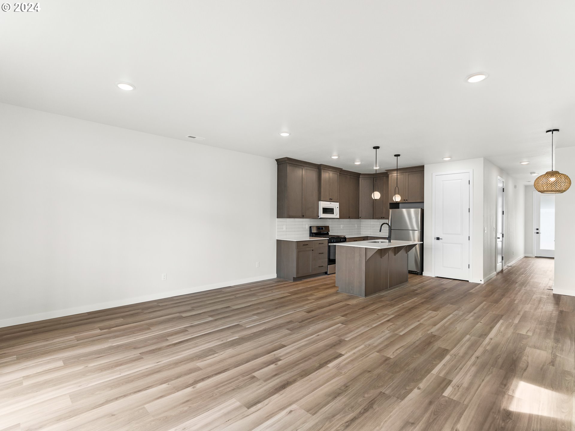 331 SE JETTY AVE, Lincoln City, OR, 97367