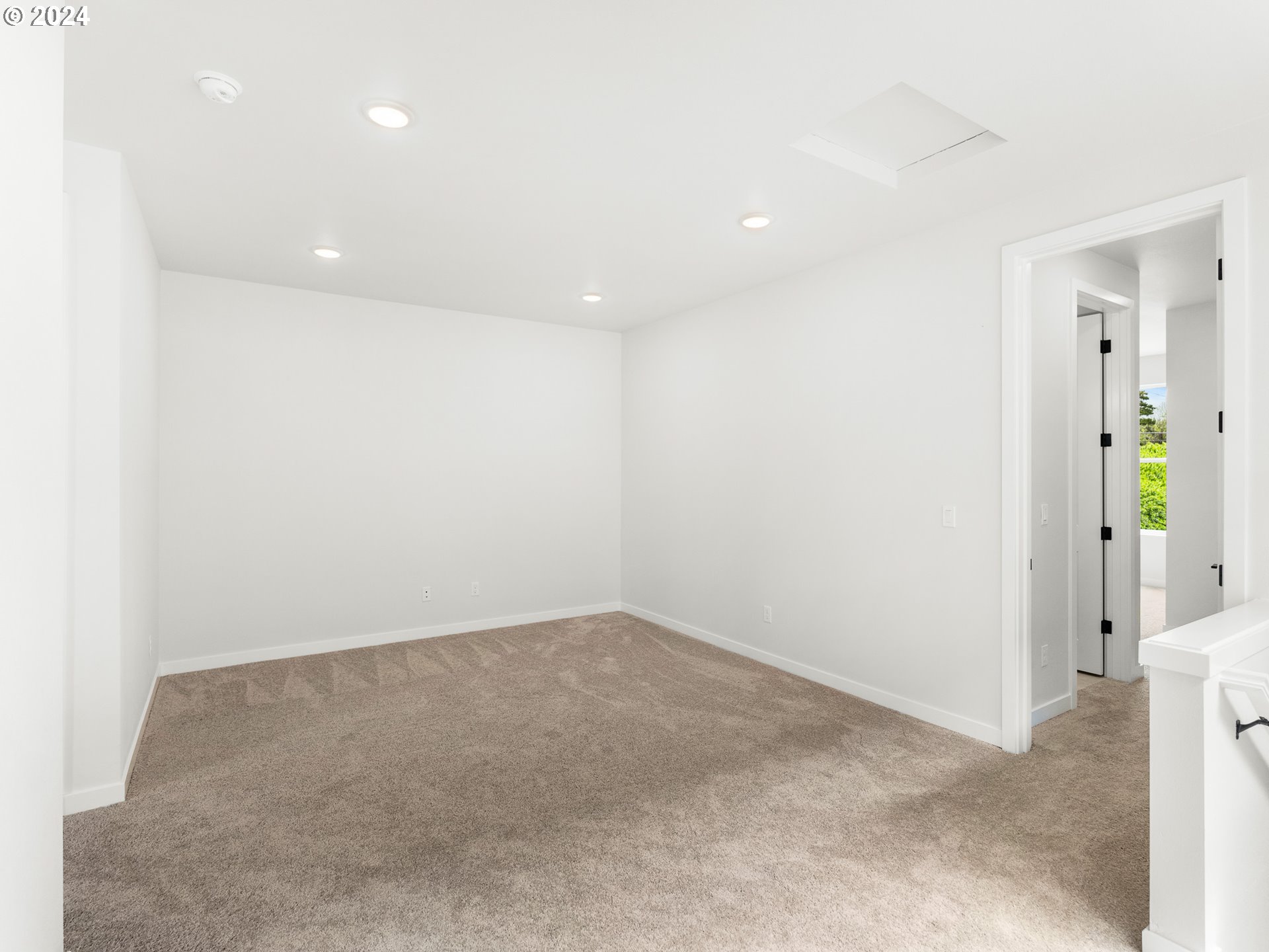 331 SE JETTY AVE, Lincoln City, OR, 97367