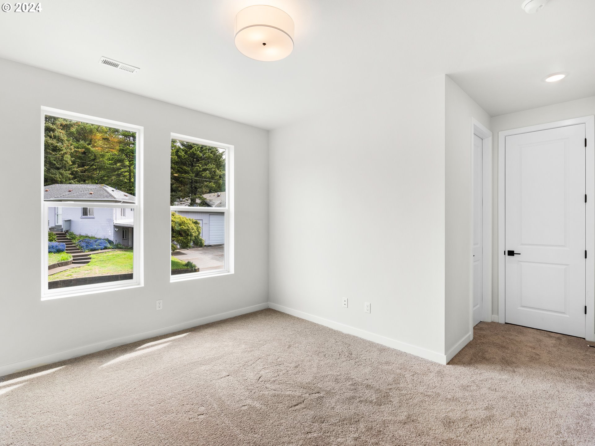 331 SE JETTY AVE, Lincoln City, OR, 97367