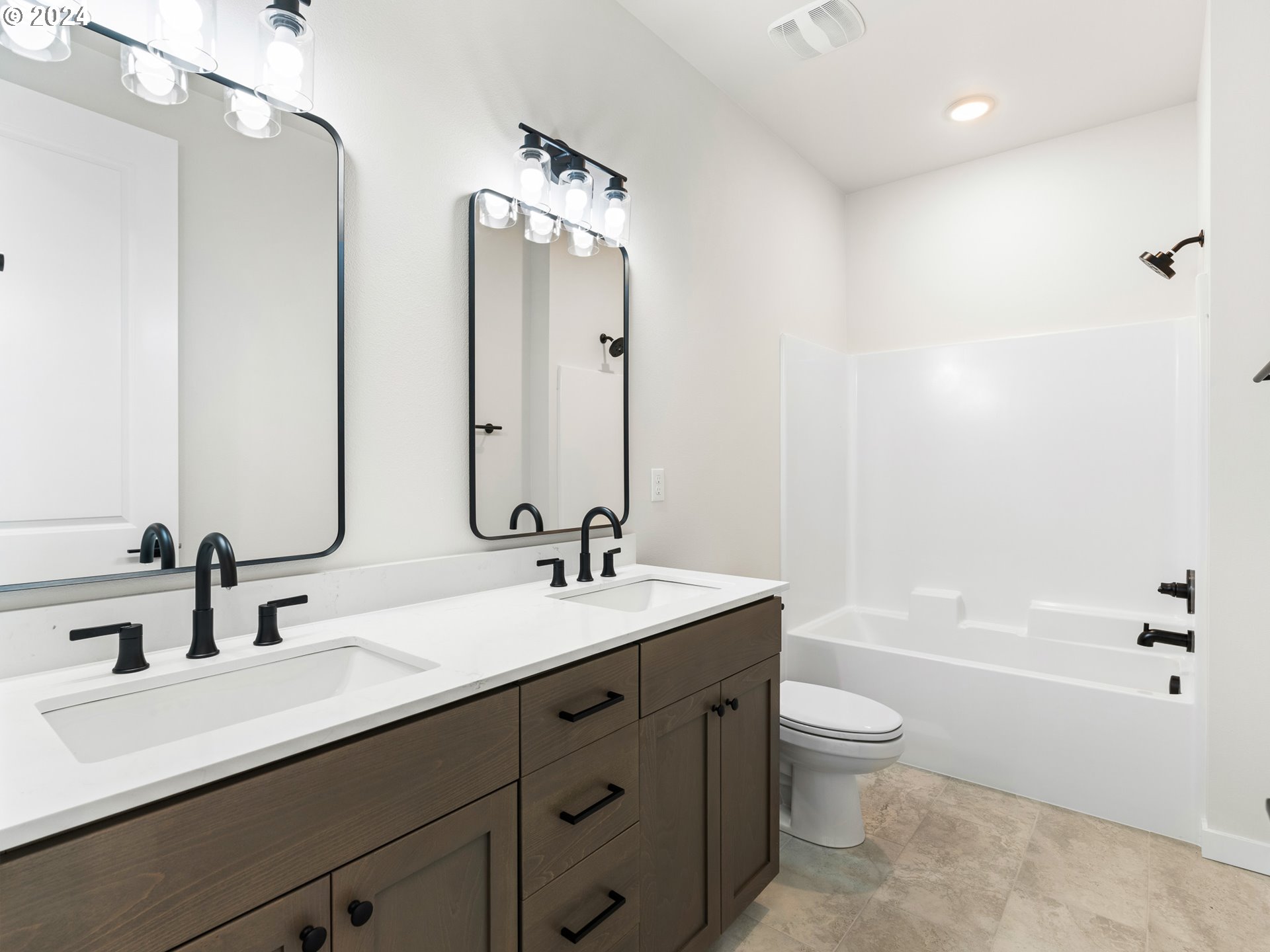 331 SE JETTY AVE, Lincoln City, OR, 97367