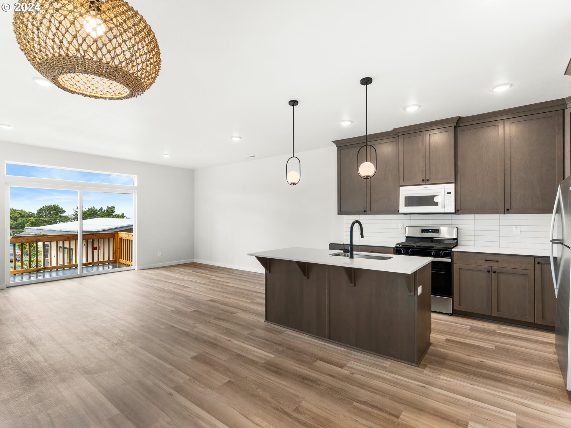 331 SE JETTY AVE, Lincoln City, OR, 97367