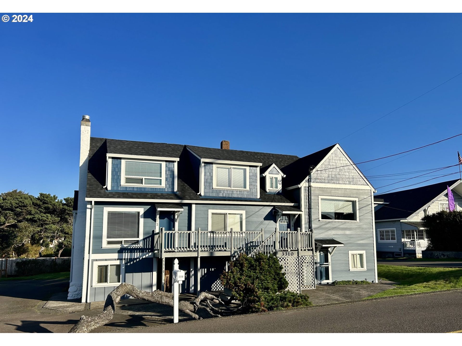 Photo of 3310 JETTY AVE Lincoln City OR 97367