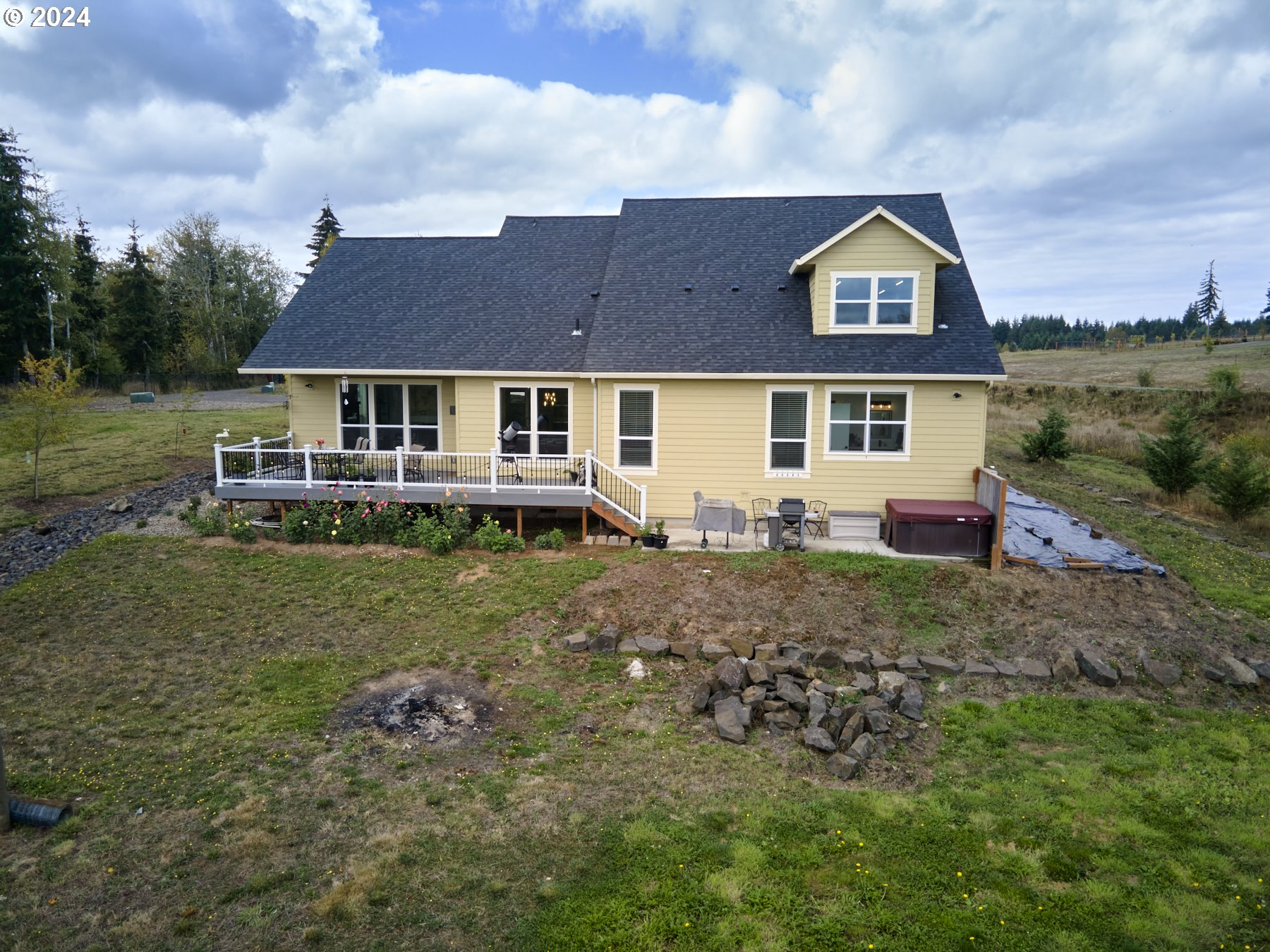 426  Silver Shores Dr, Silver Lake, WA 98645