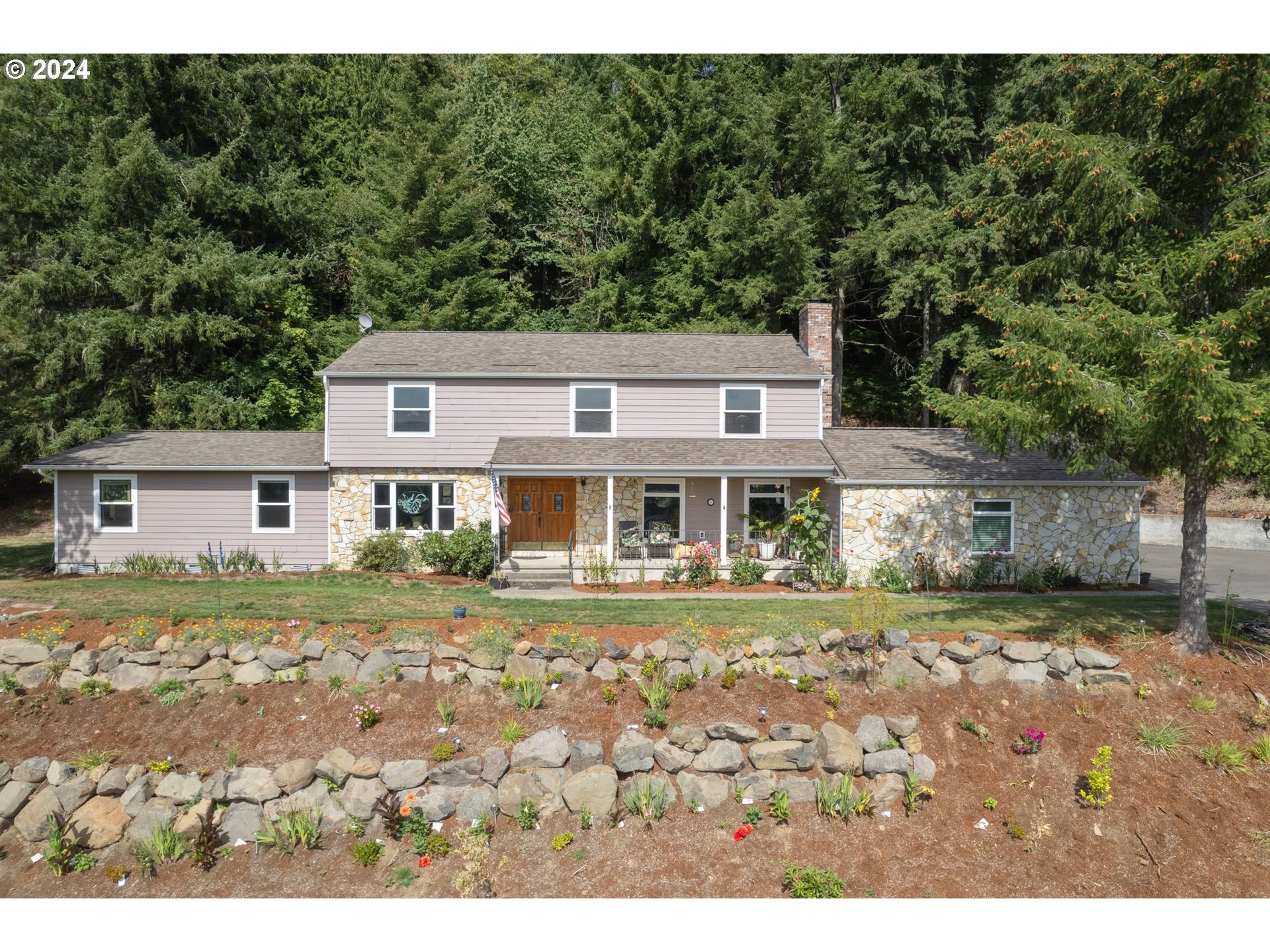 Photo of 950 SHASTA WAY Clatskanie OR 97016