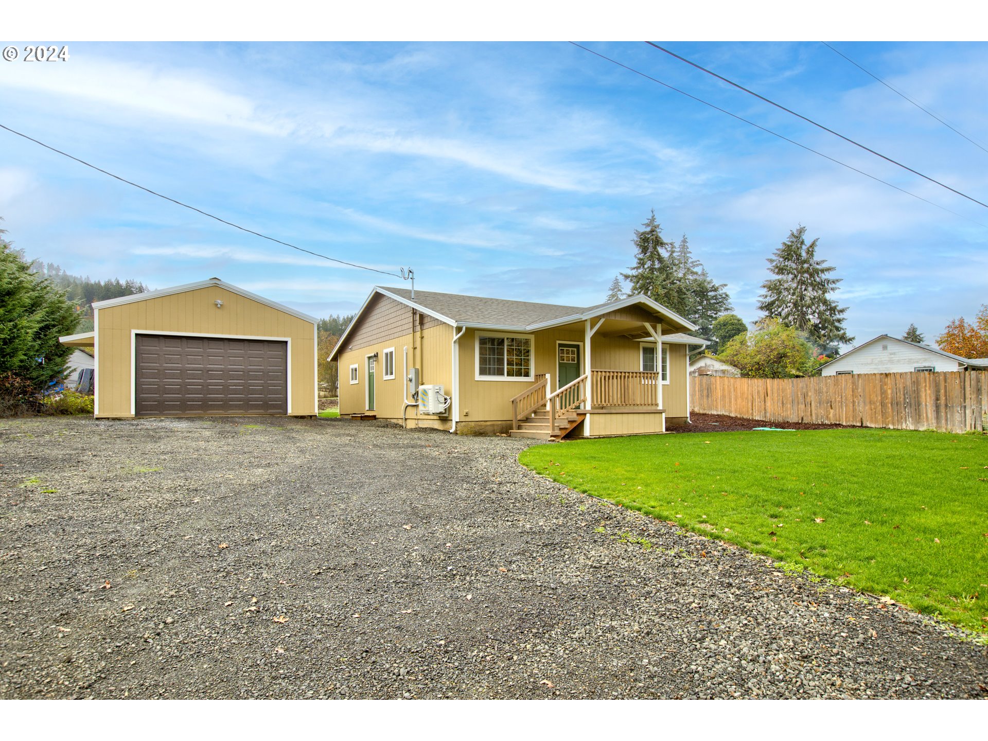 Photo of 6405 NONPAREIL RD Sutherlin OR 97479