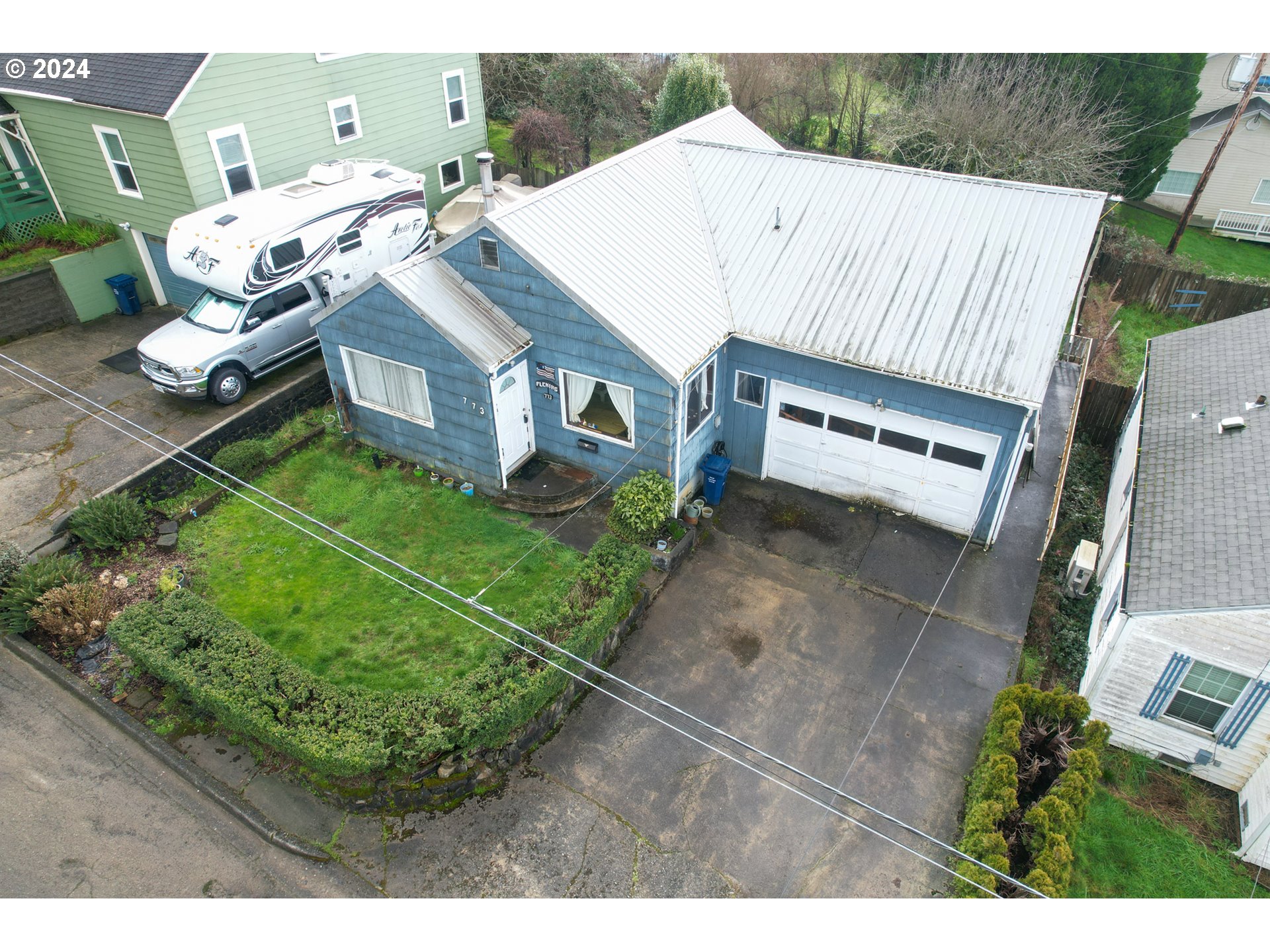 773 E 10TH ST, Coquille, OR 