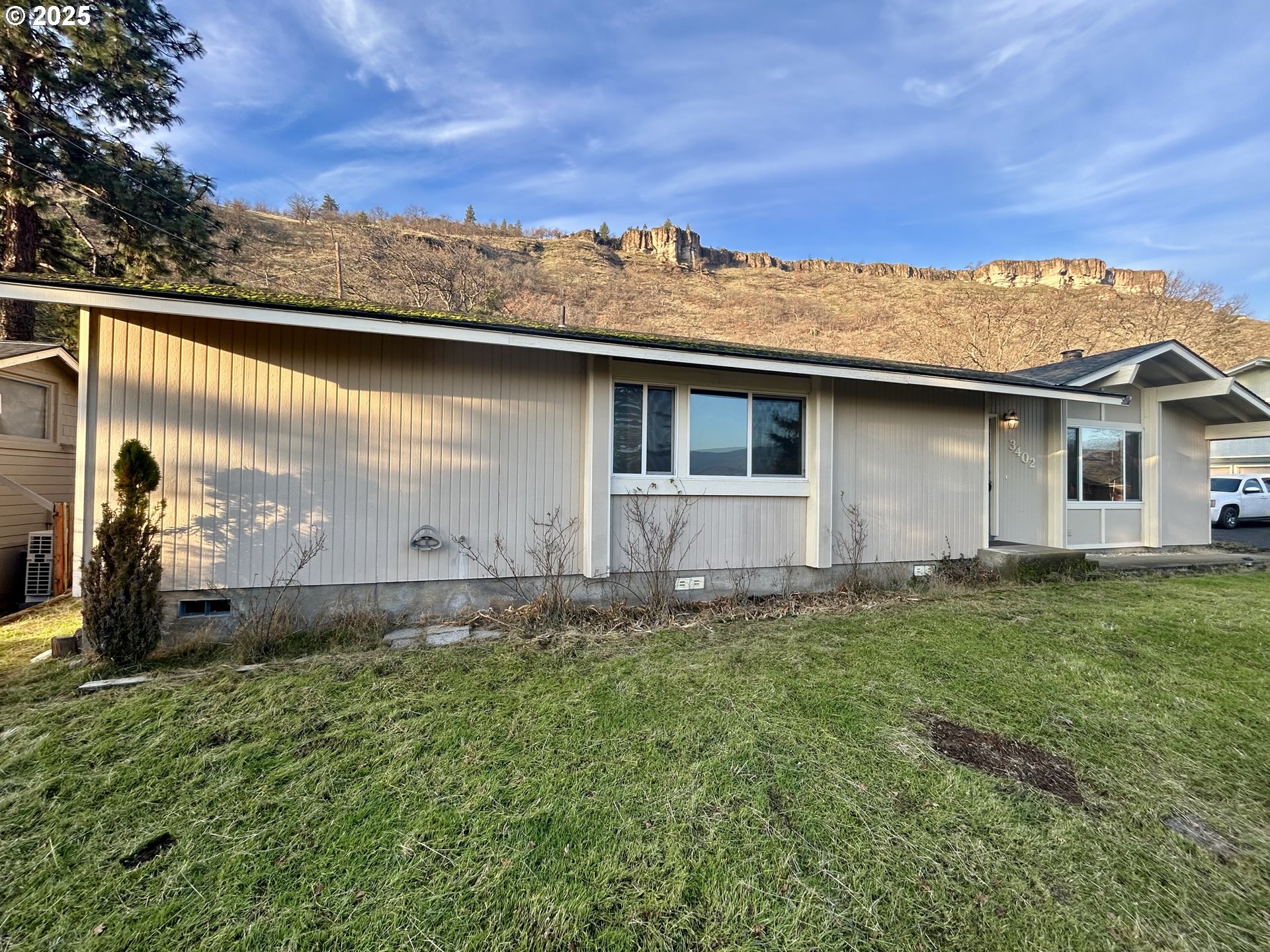 Photo of 3402 13TH ST The Dalles OR 97058