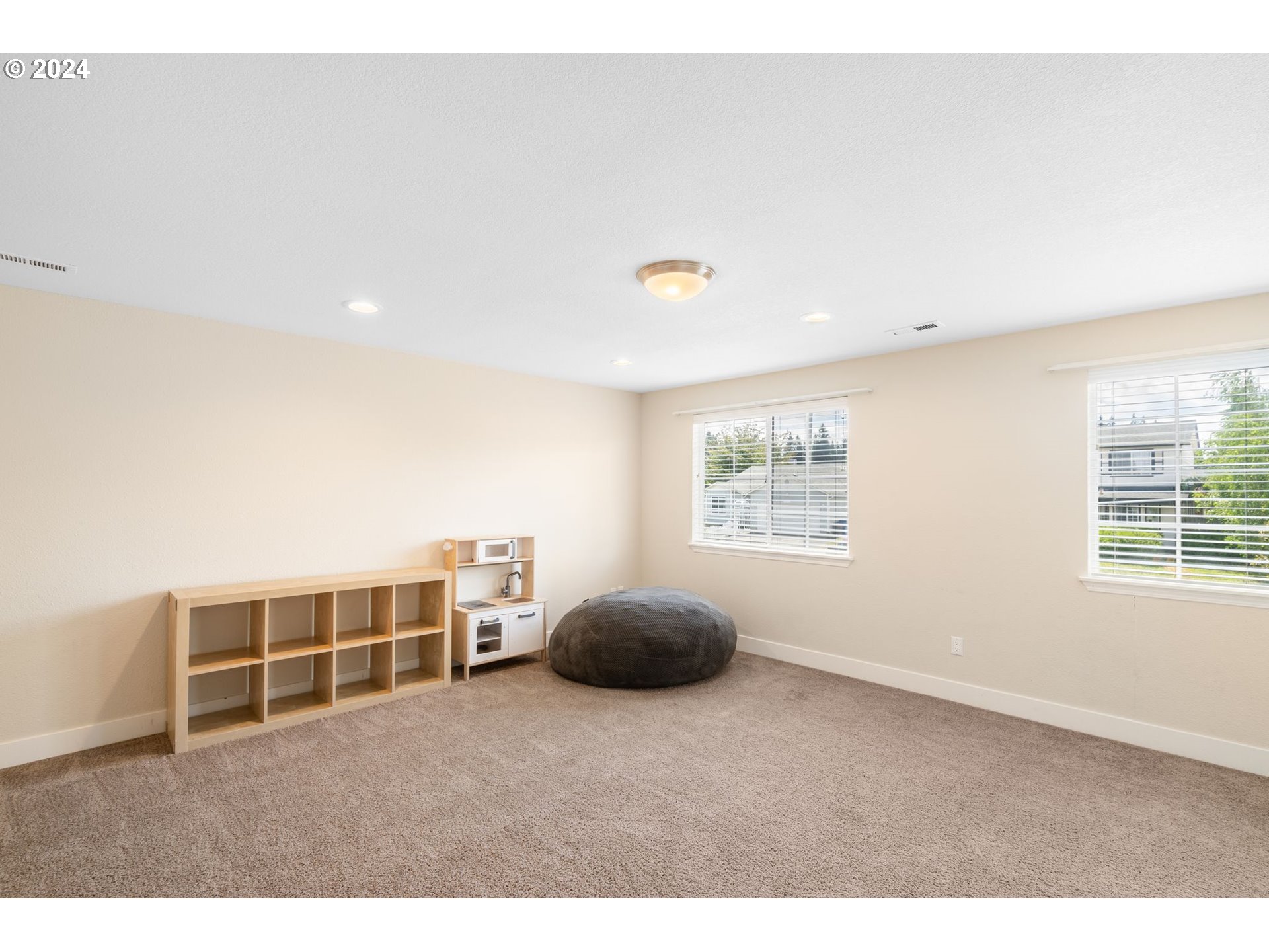 15410 NE 47th Cir, Vancouver, WA 98682