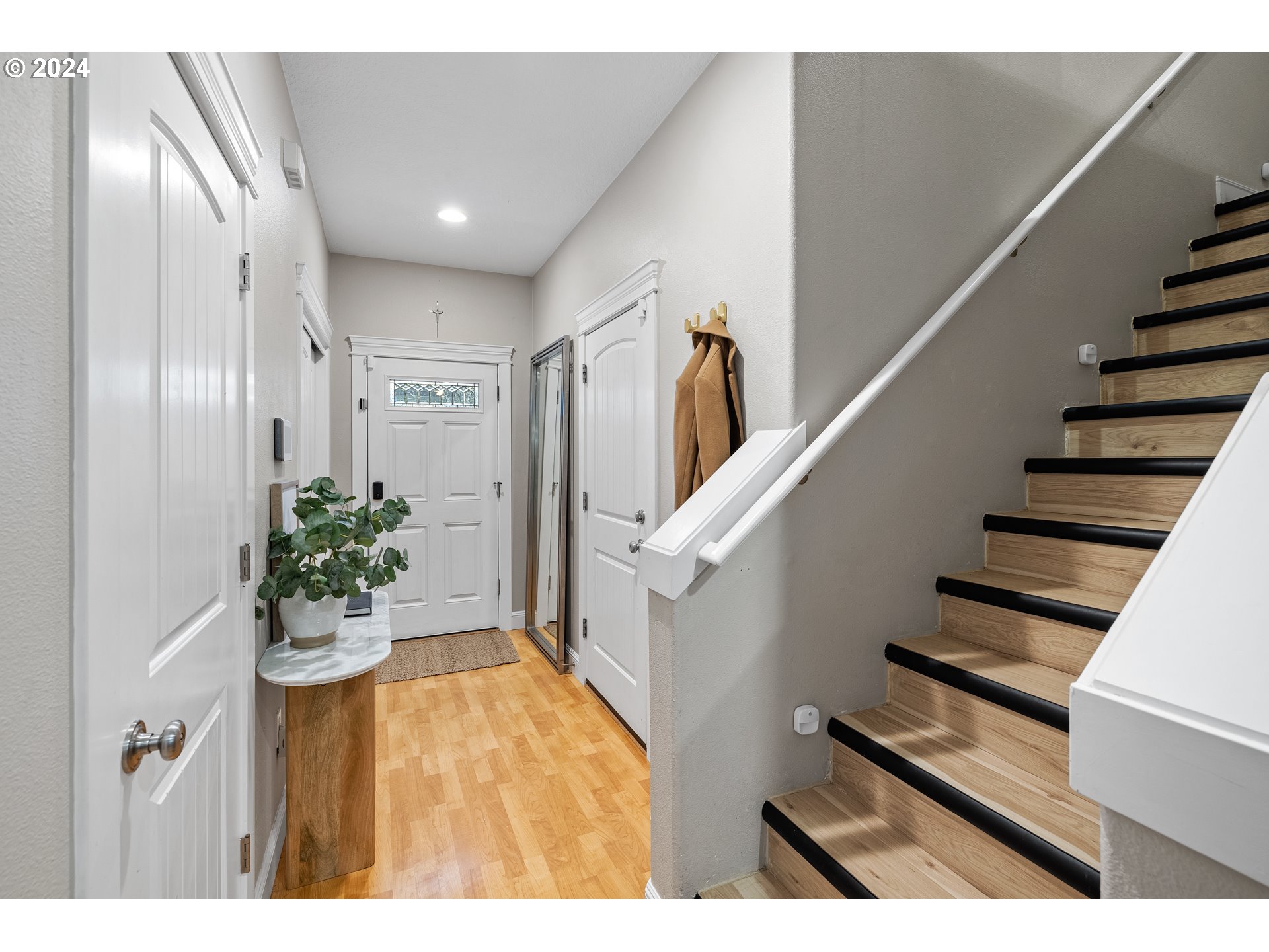Photo #6: 24279322 Listing 