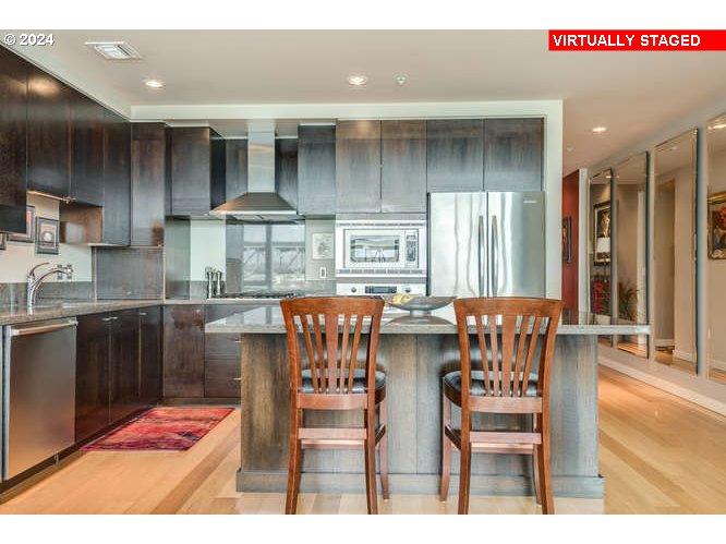 Photo #3: 24279590 Listing 