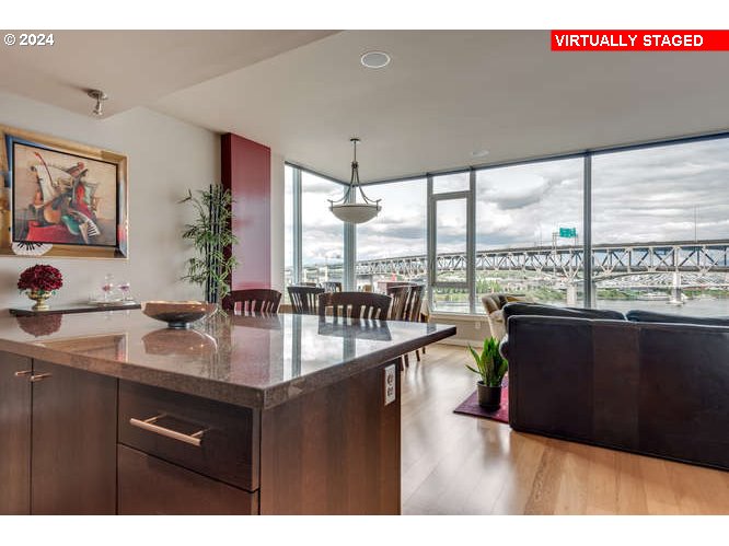 Photo #5: 24279590 Listing 