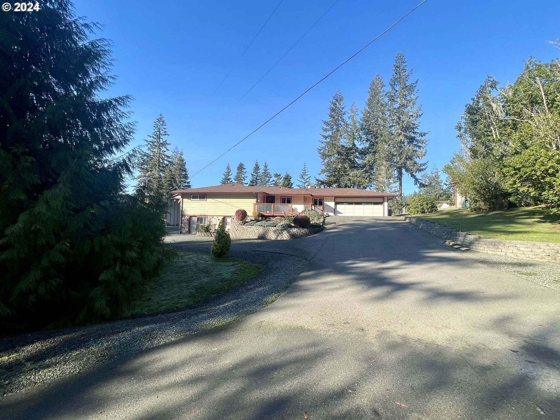 Photo of 54866 ROBINSON RD Coquille OR 97423