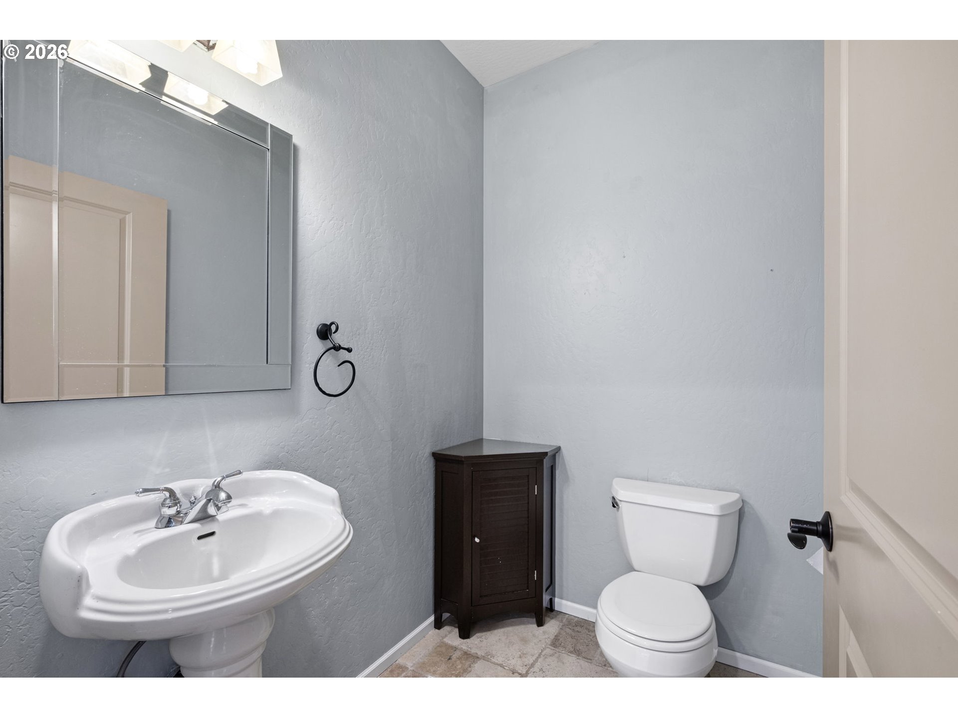 Property photo 16 of 48