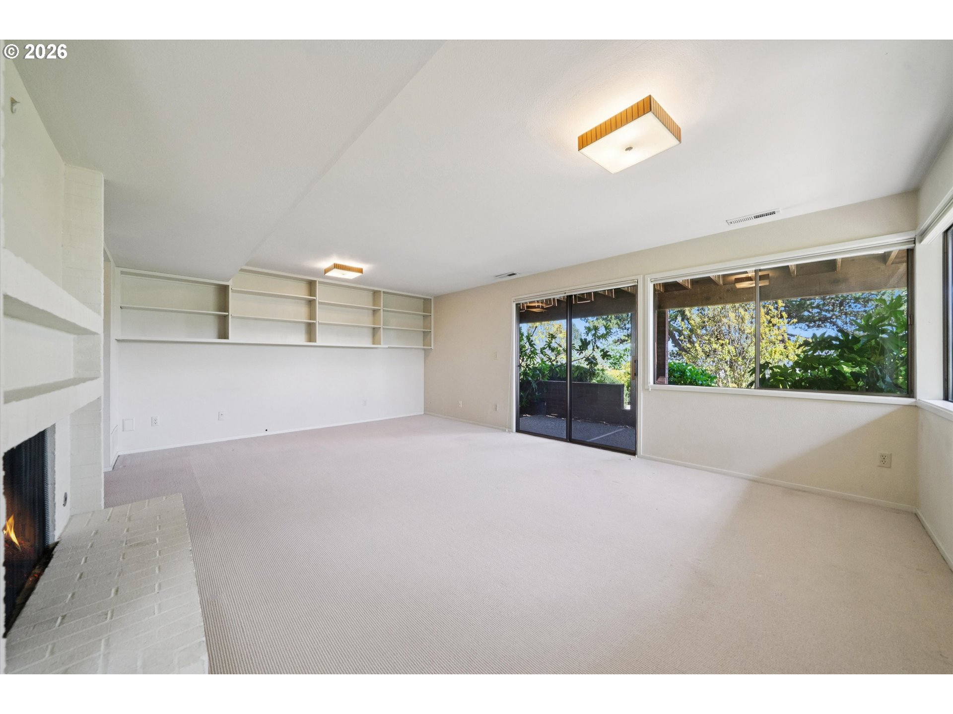 Photo #27: 242907065 Listing: Photo #27