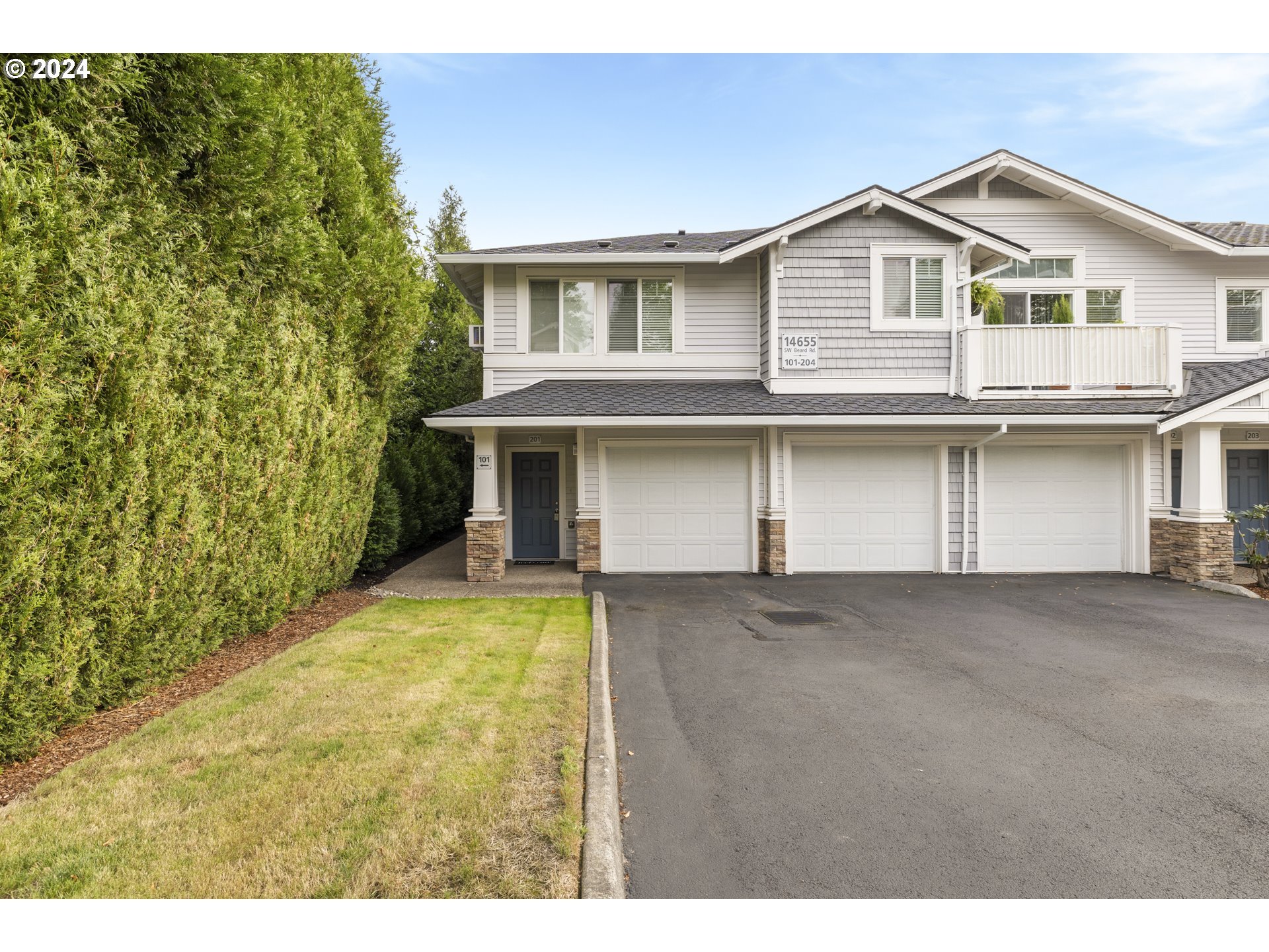 Photo of 14655 BEARD RD Beaverton OR 97007