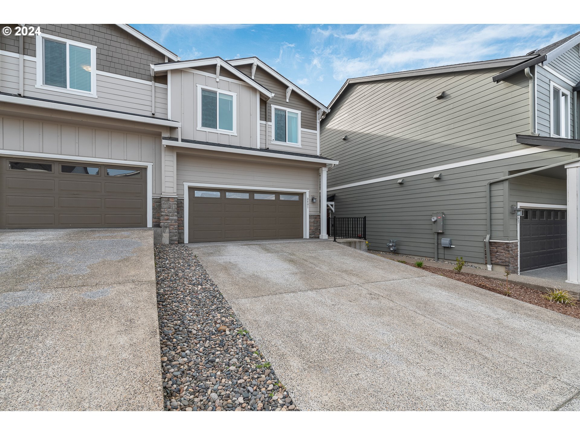 2401 S Brookside Pl, Ridgefield, WA 98642