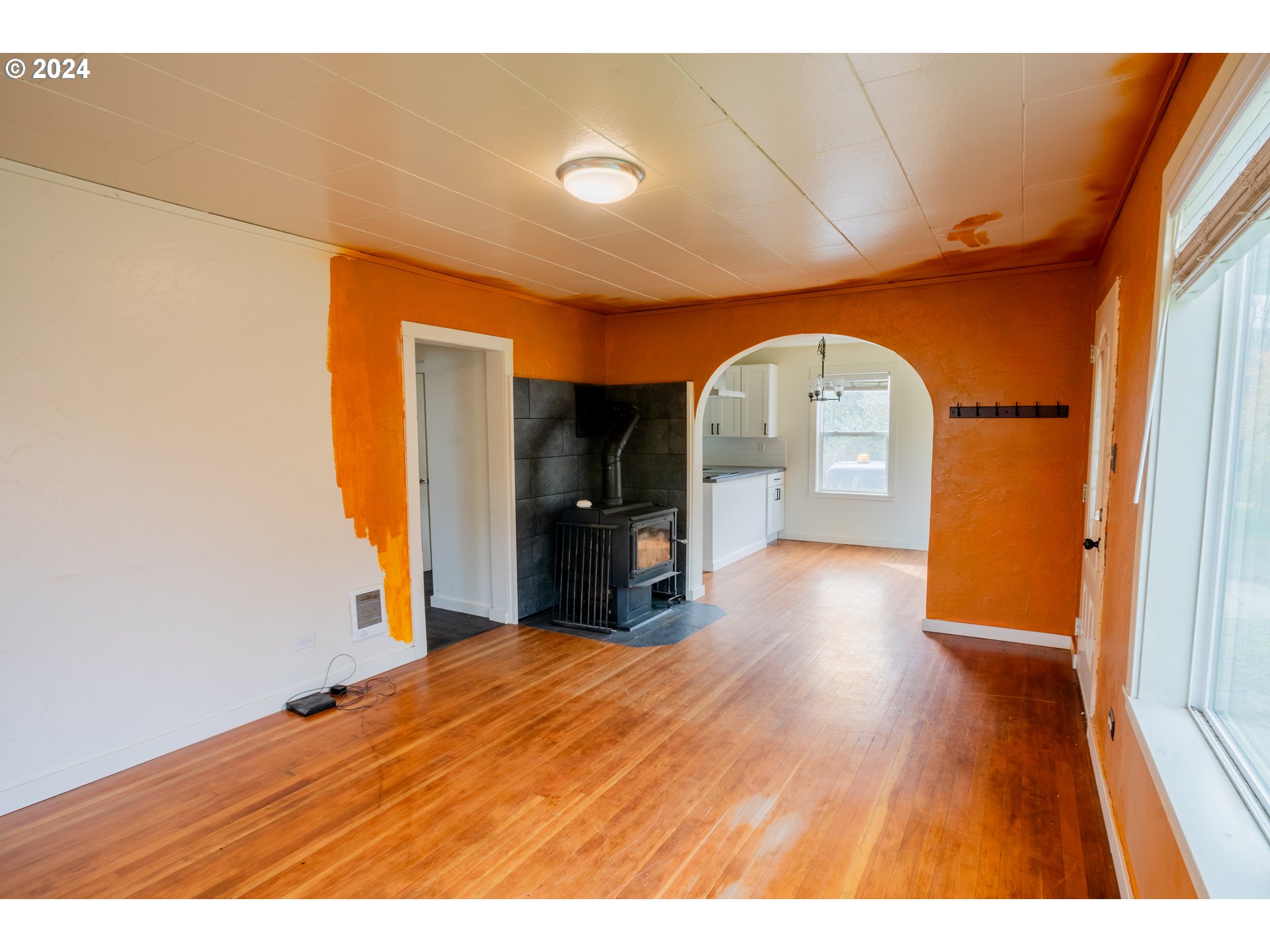 410 N MOUNTAIN BLVD, Mount Vernon, OR, 97865