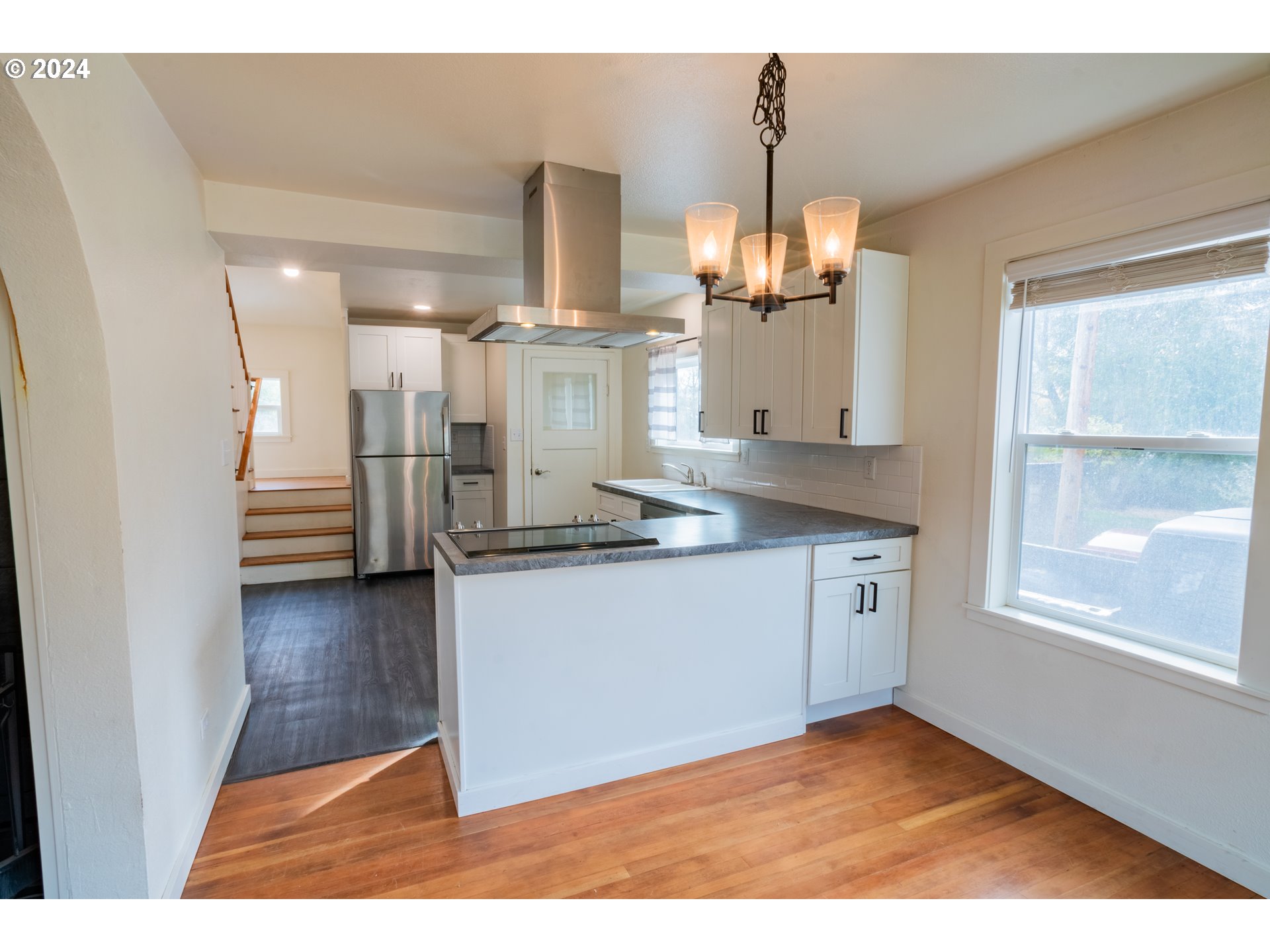 410 N MOUNTAIN BLVD, Mount Vernon, OR, 97865