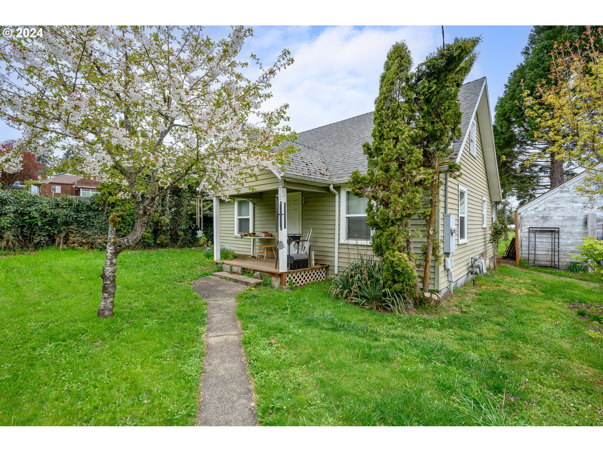 Photo of 520 HILL DR Willamina OR 97396