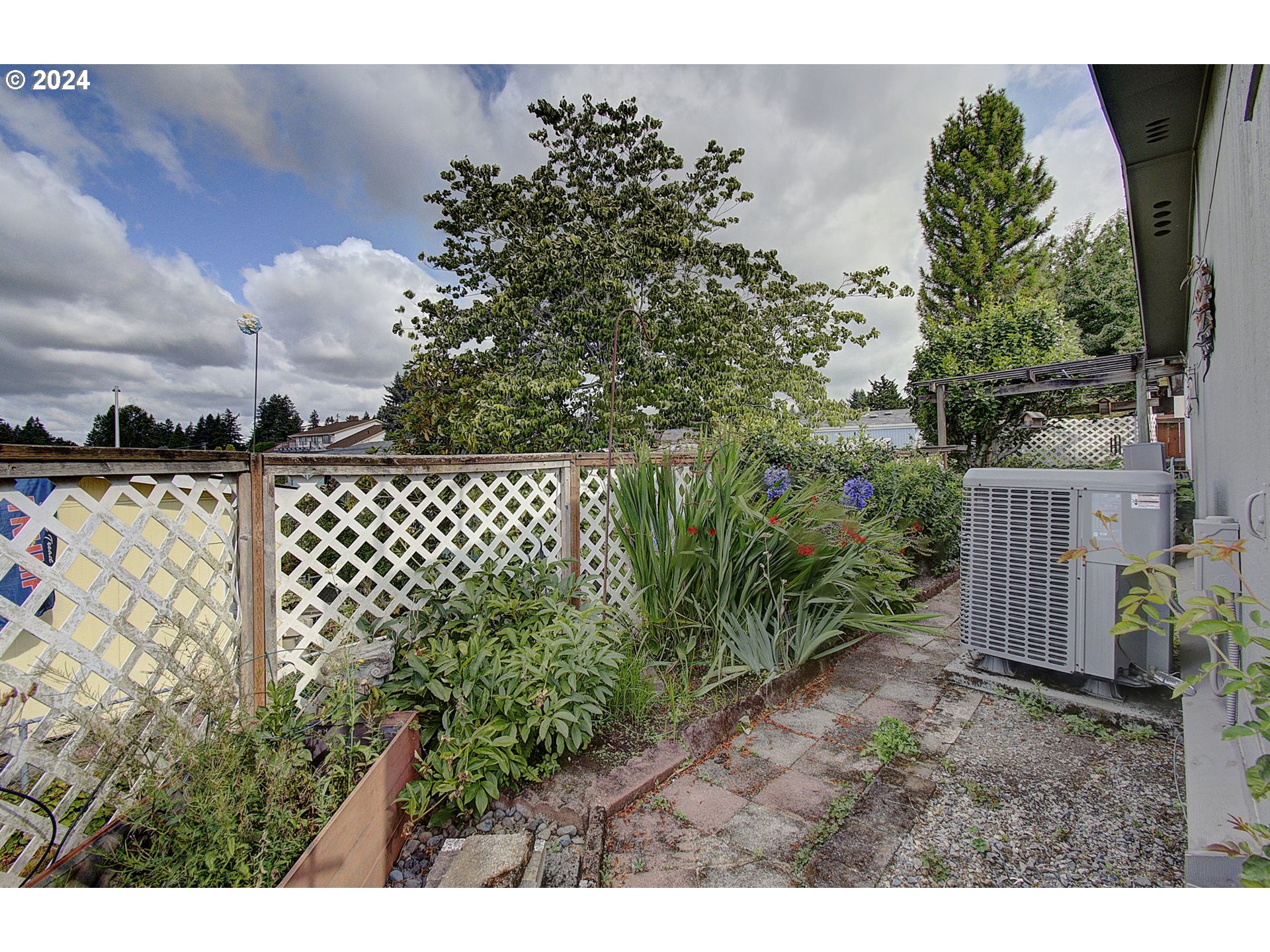 17401 SE 39th St #68, Vancouver, WA 98683