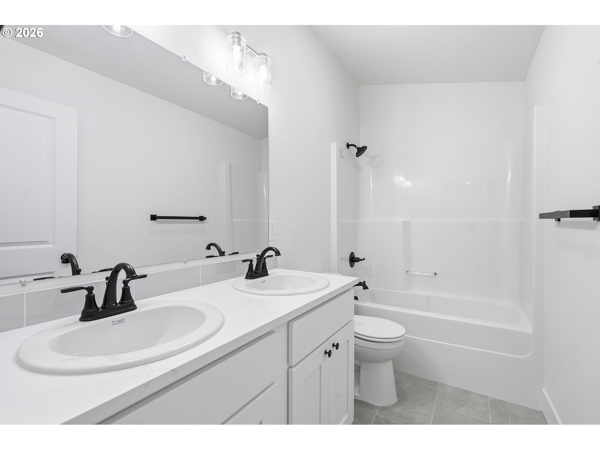 Photo #18: 242994040 Listing: Photo #18