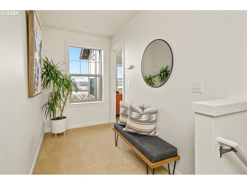 Photo #2: 24299500 Listing 
