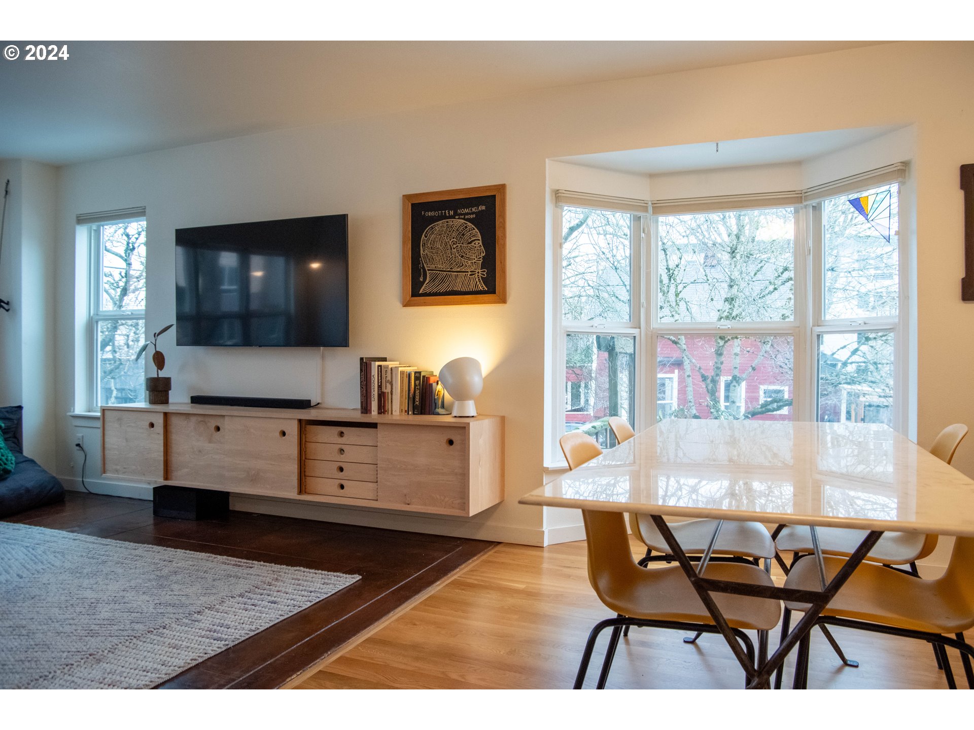 Photo #3: 24300332 Listing 